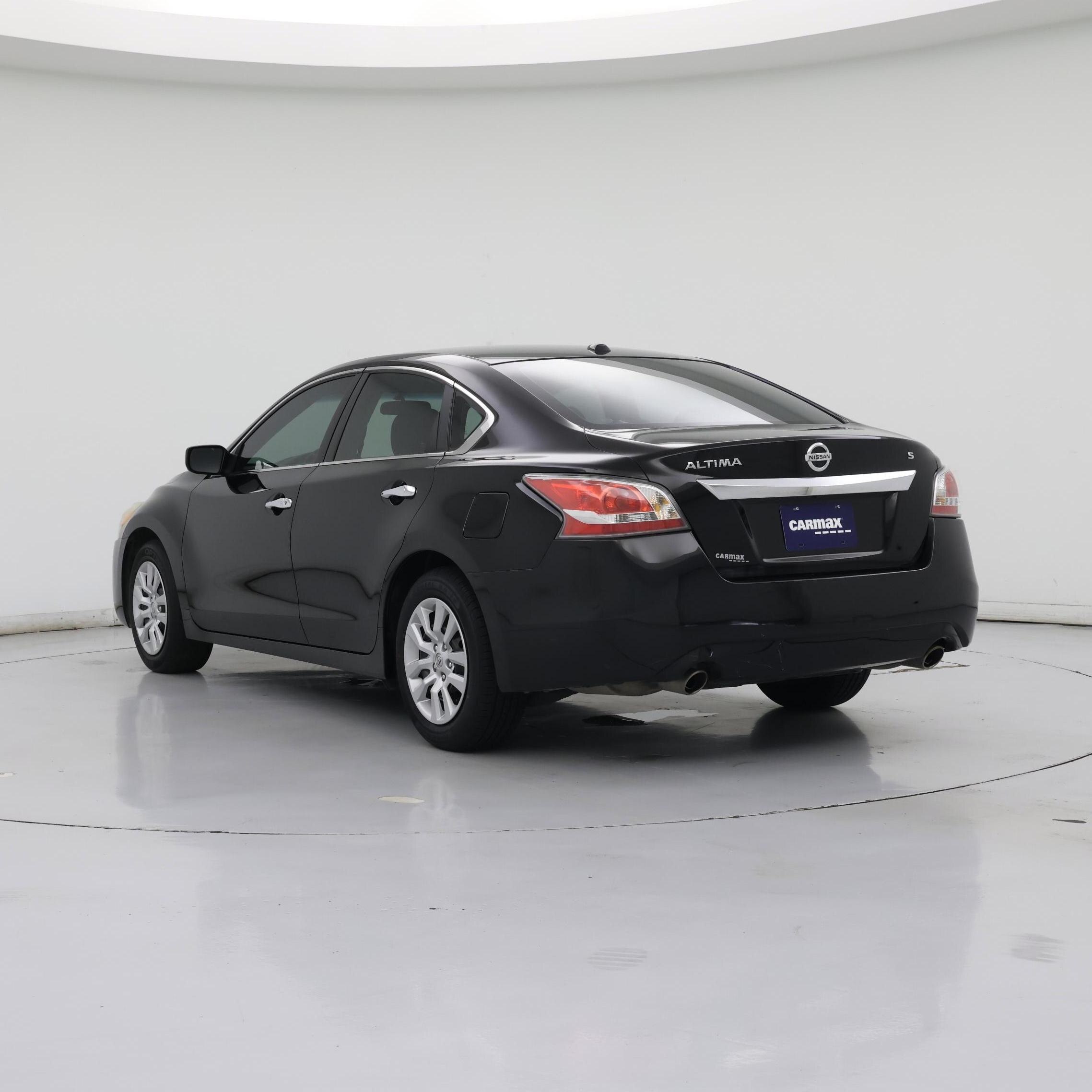 Thumbnail: 2015 Nissan Altima - 2