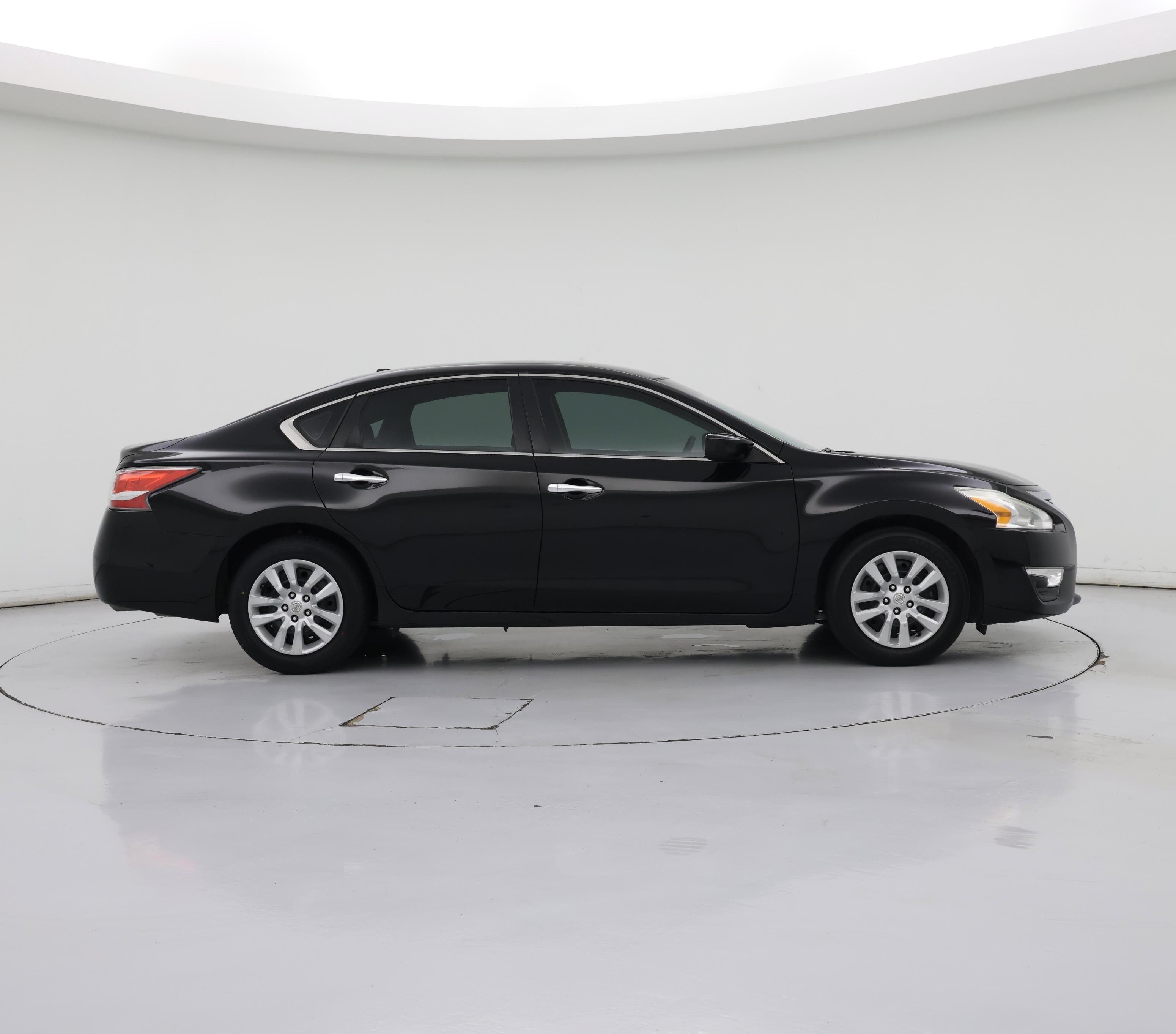Thumbnail: 2015 Nissan Altima - 7
