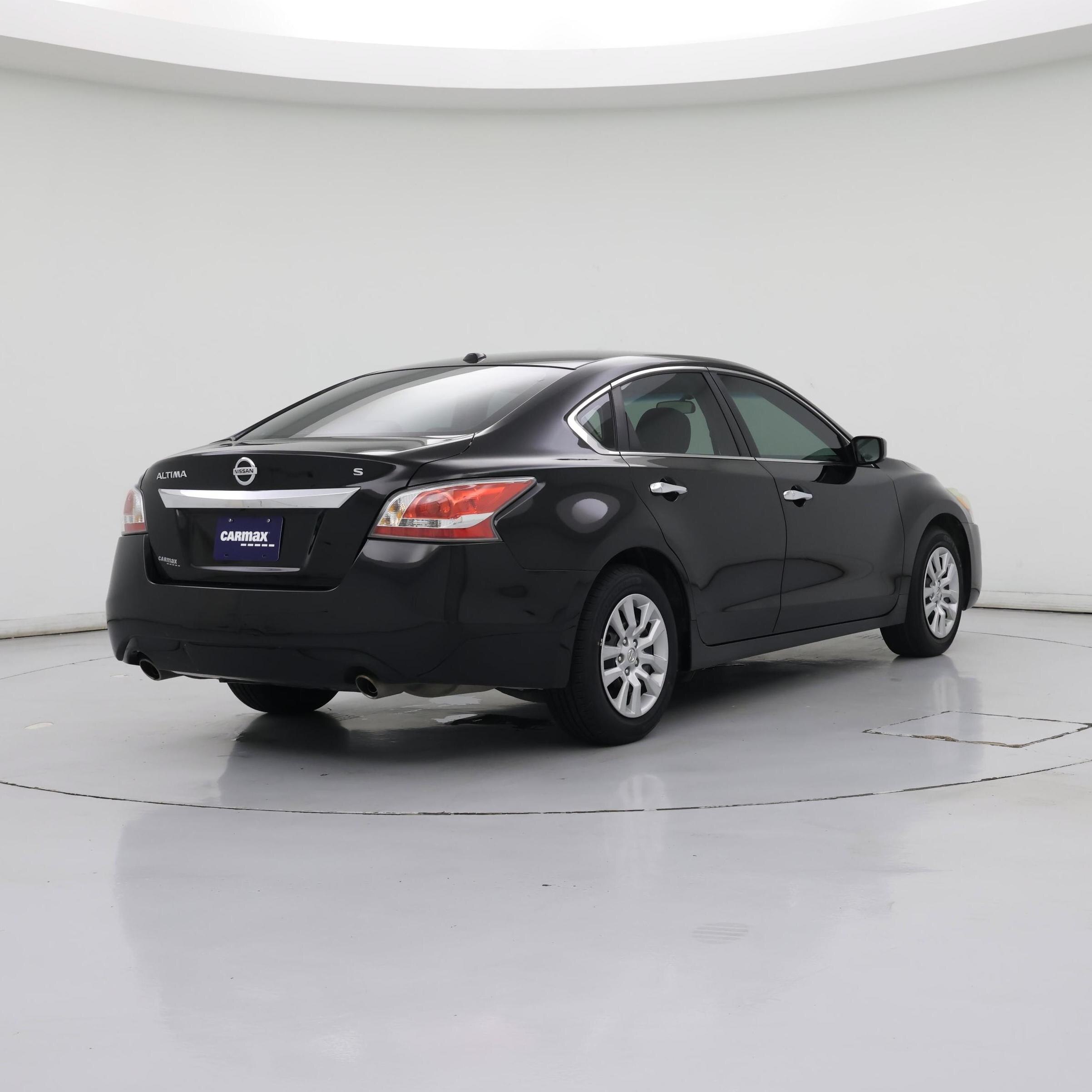 Thumbnail: 2015 Nissan Altima - 8