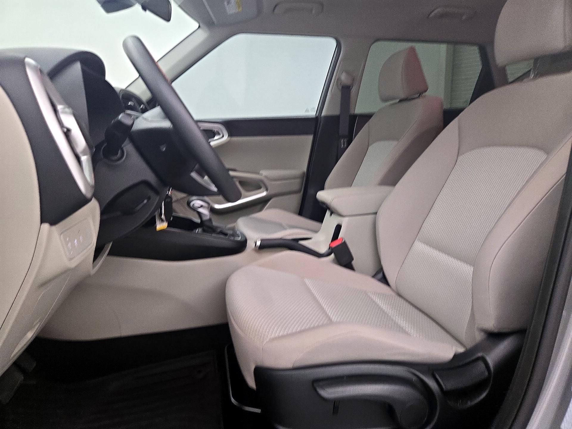 Thumbnail: 2025 Kia Soul - 11