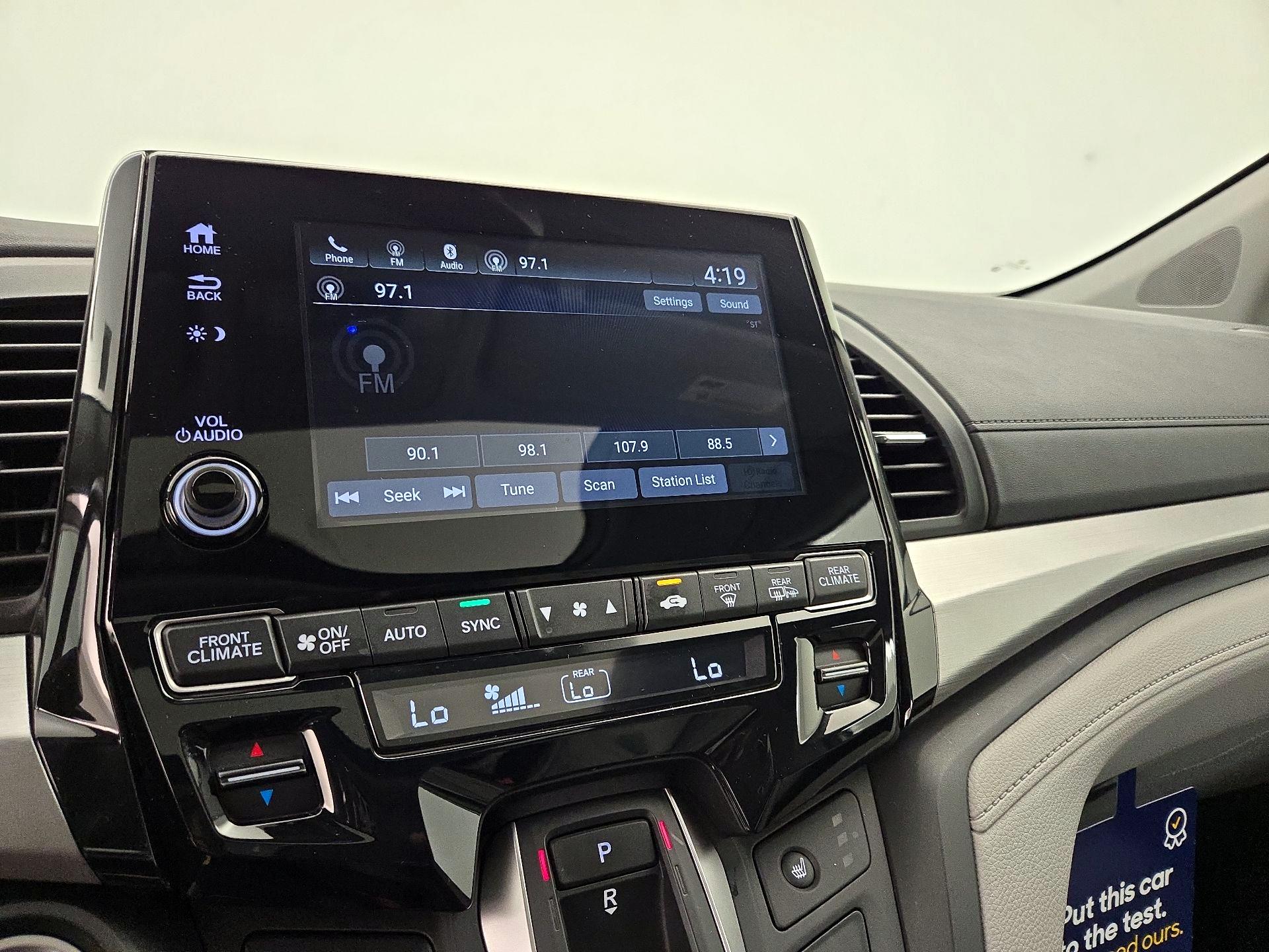 Thumbnail: 2018 Honda Odyssey - 15