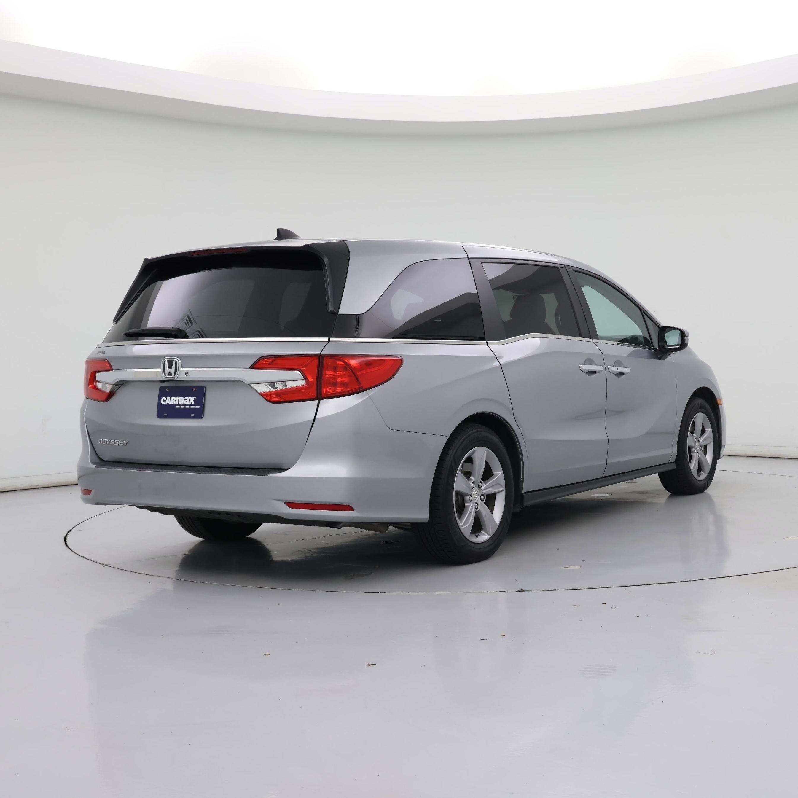 Thumbnail: 2018 Honda Odyssey - 8