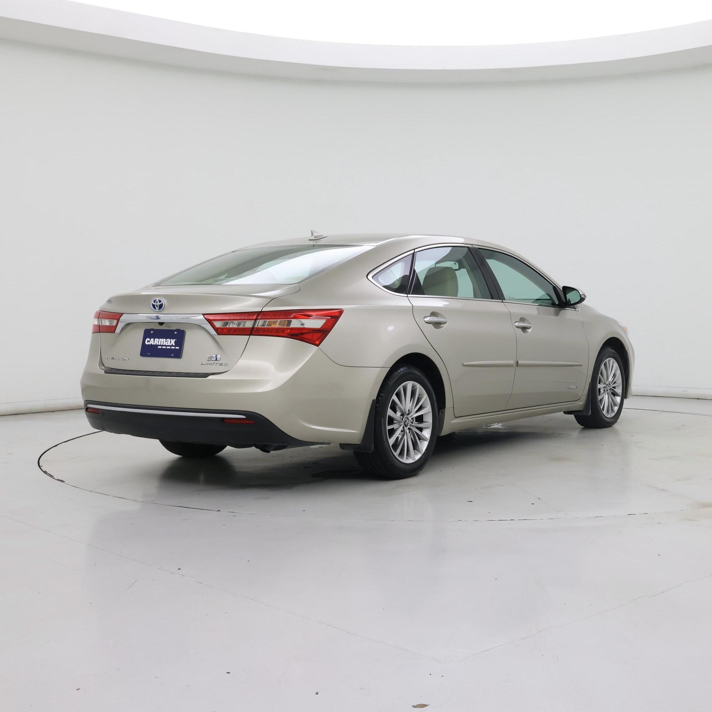 Thumbnail: 2017 Toyota Avalon - 8