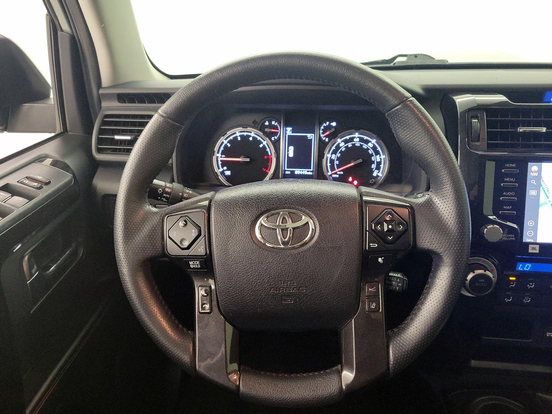 Thumbnail: 2021 Toyota 4Runner - 10