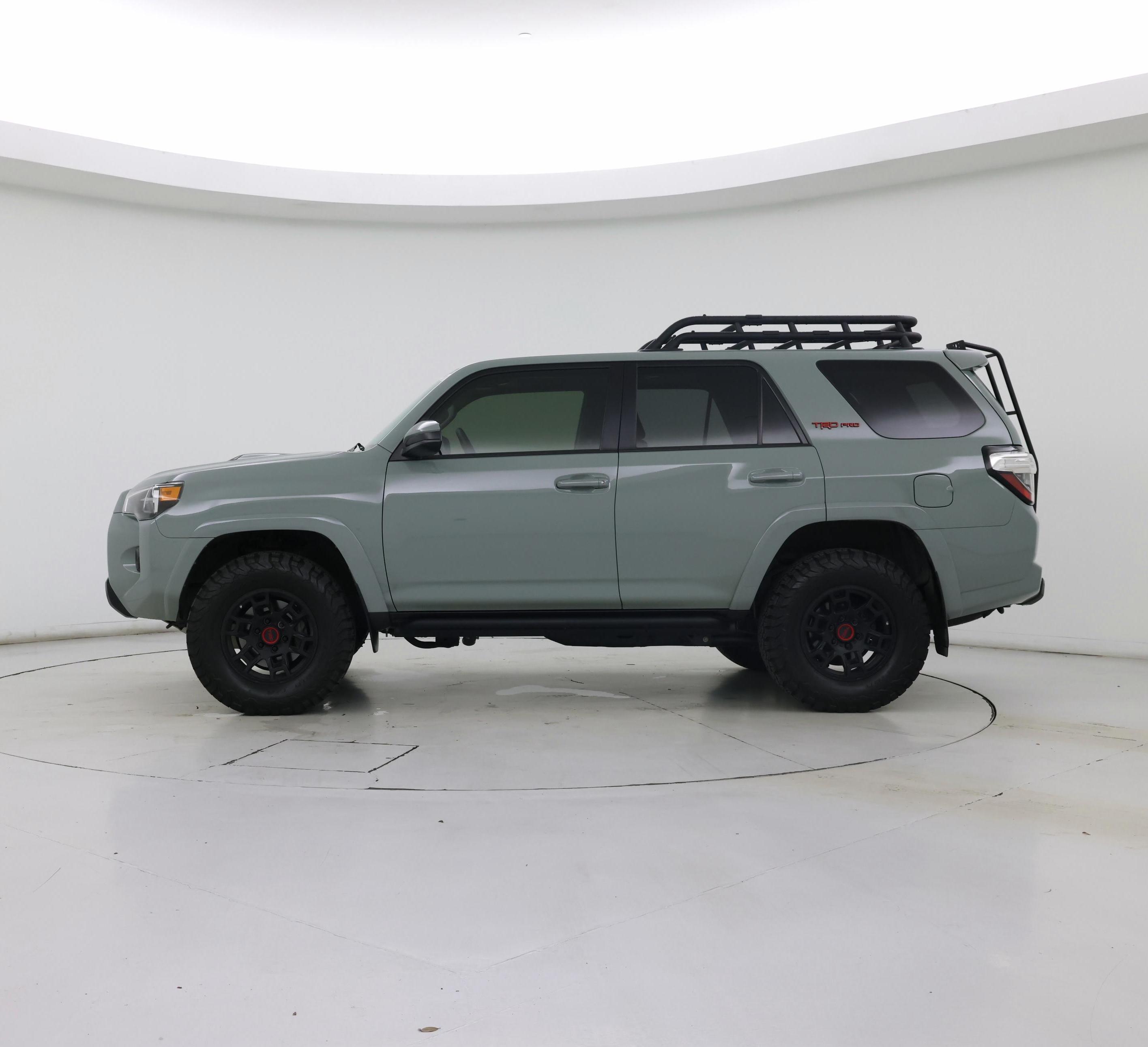 Thumbnail: 2021 Toyota 4Runner - 3