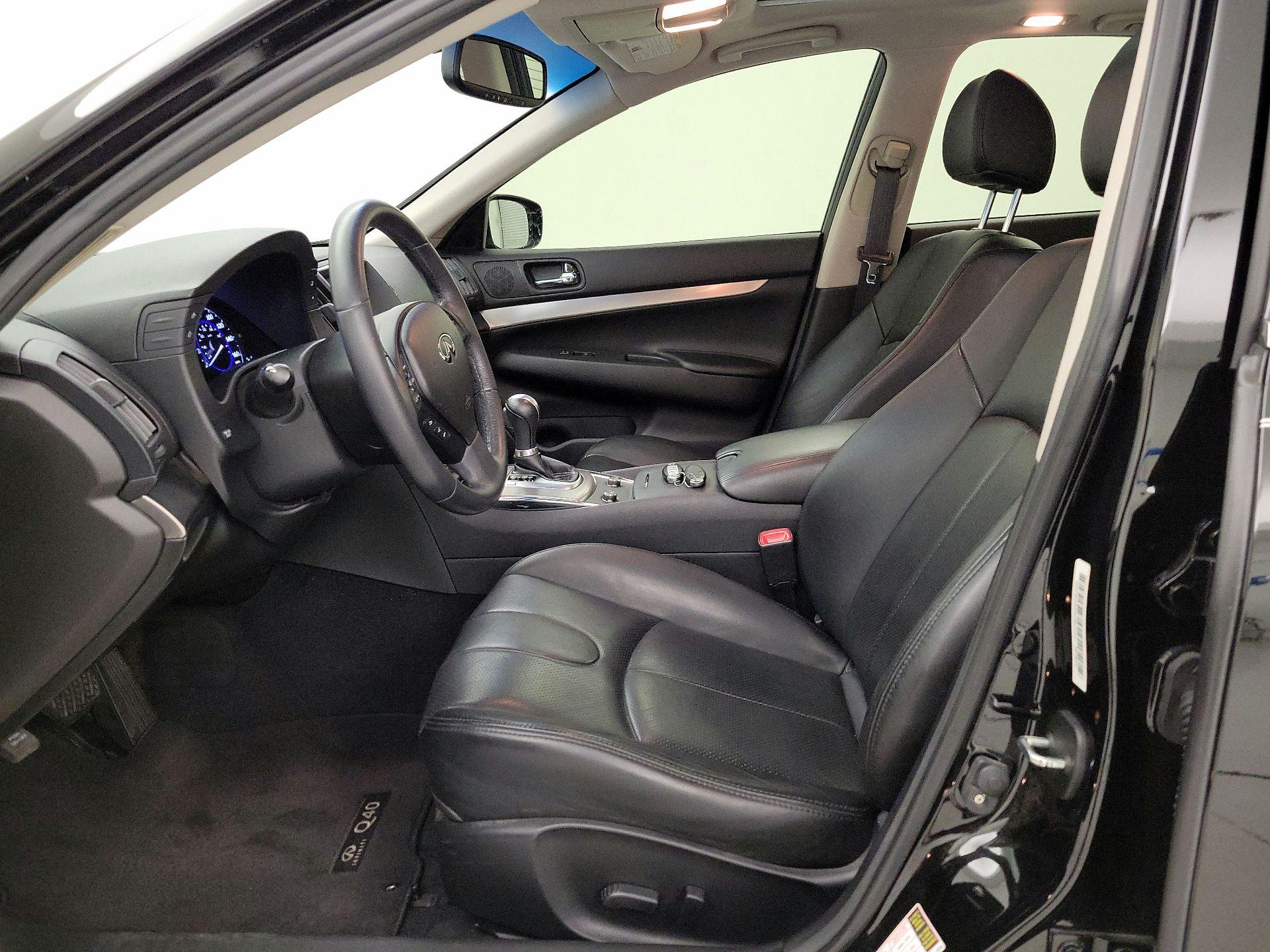Thumbnail: 2015 INFINITI  - 11