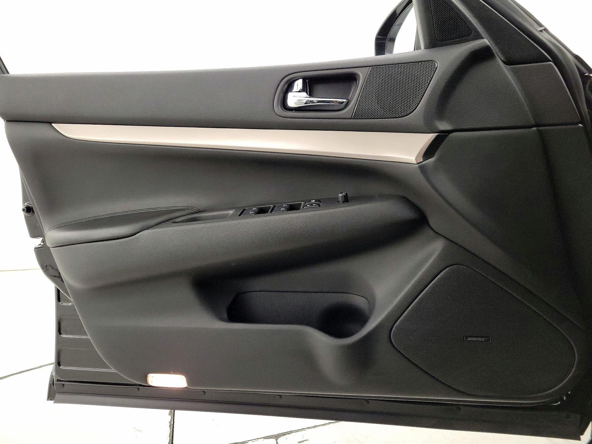 Thumbnail: 2015 INFINITI  - 12