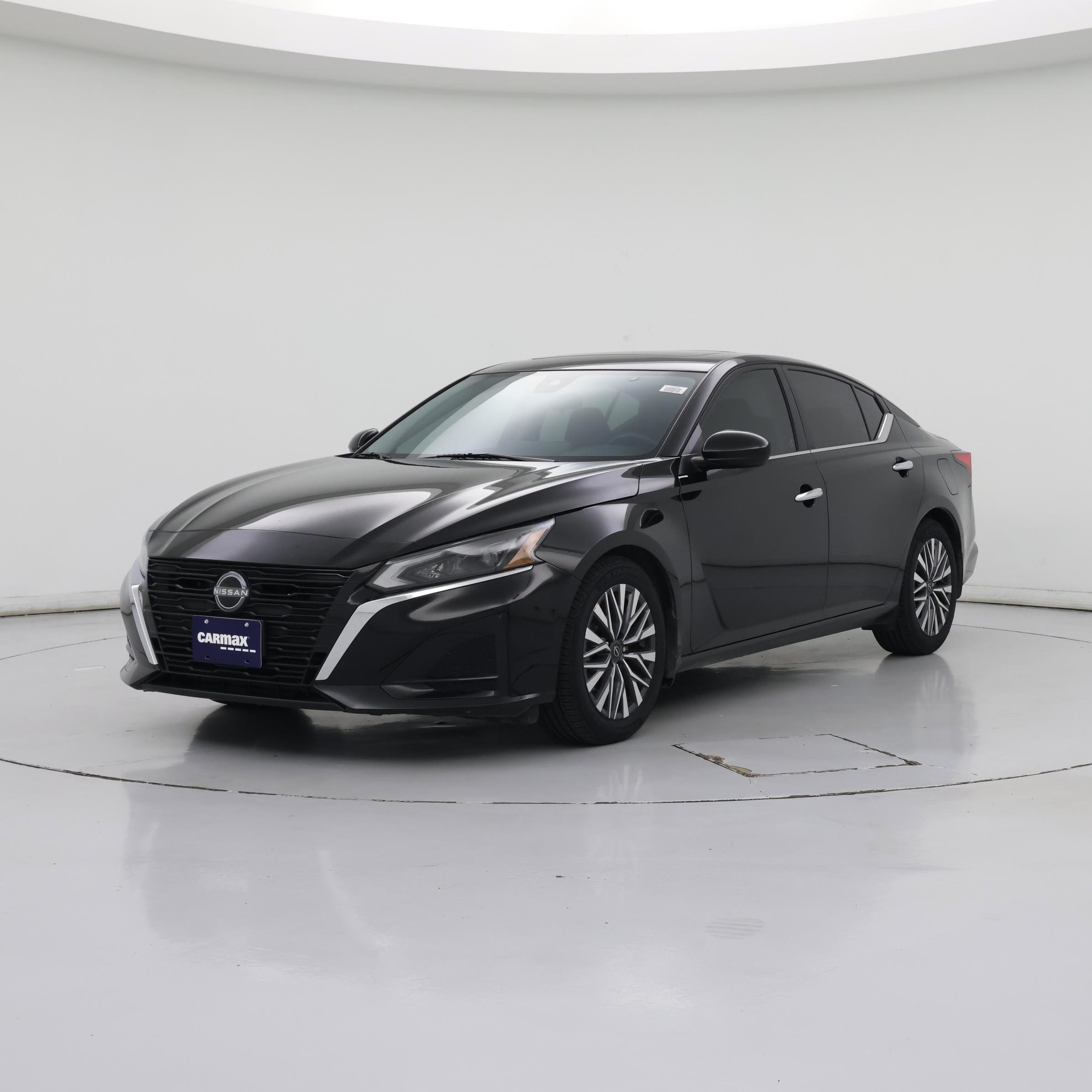 Thumbnail: 2023 Nissan Altima - 4