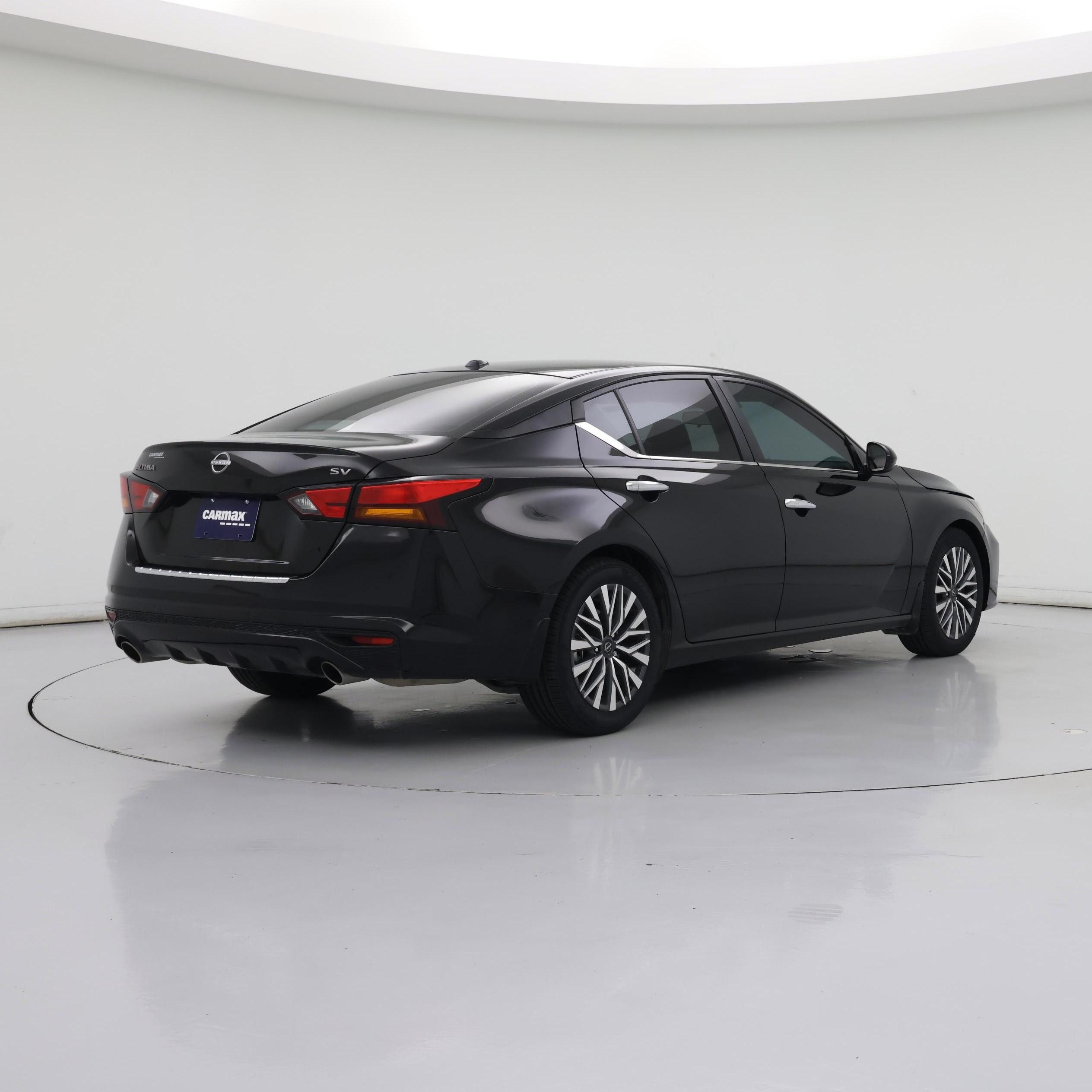 Thumbnail: 2023 Nissan Altima - 8