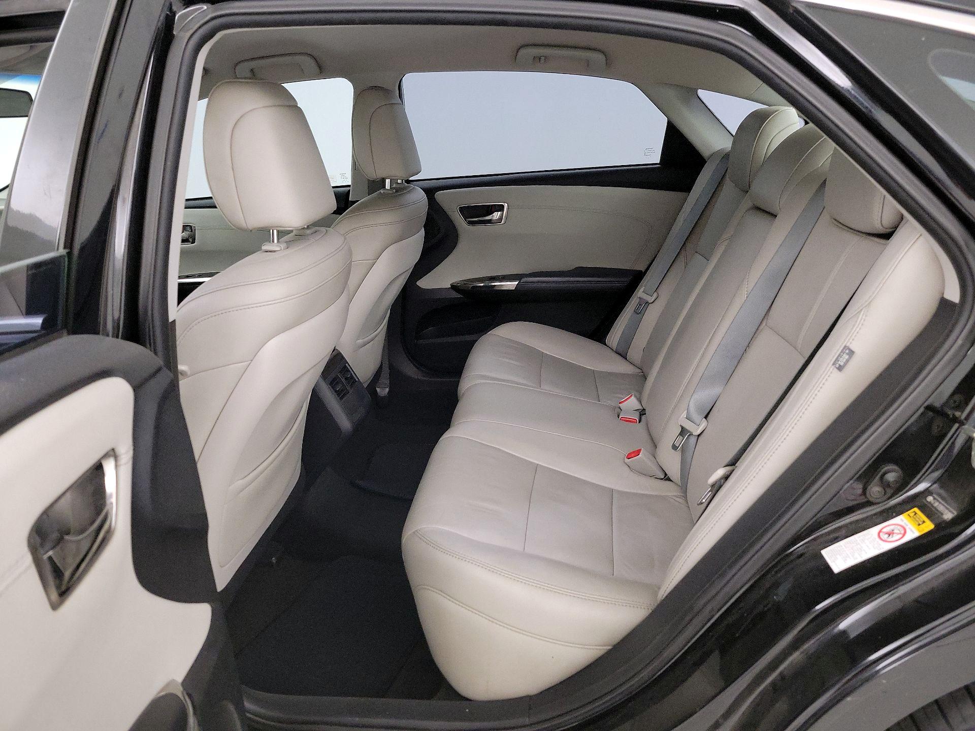 Thumbnail: 2015 Toyota Avalon - 18