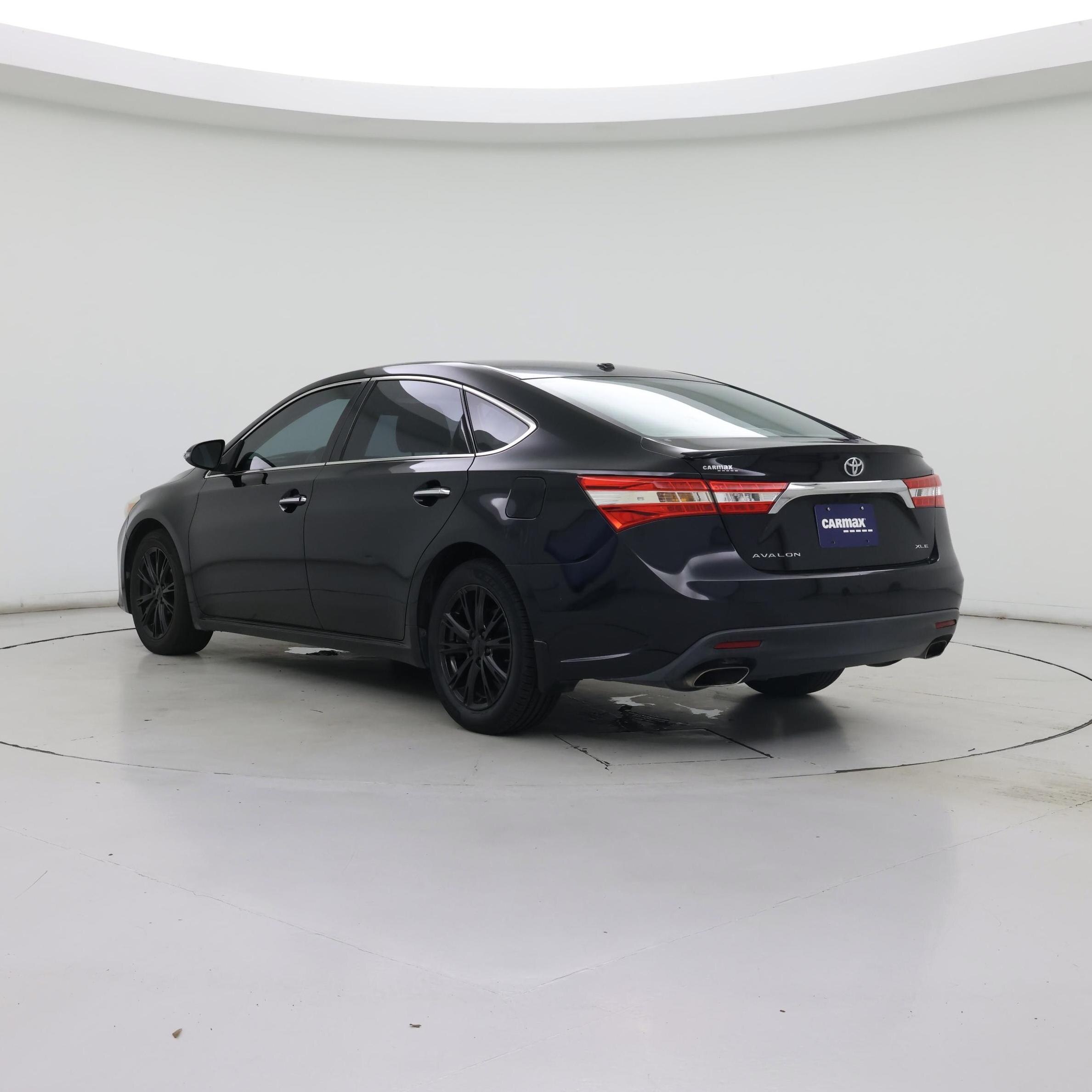 Thumbnail: 2015 Toyota Avalon - 2