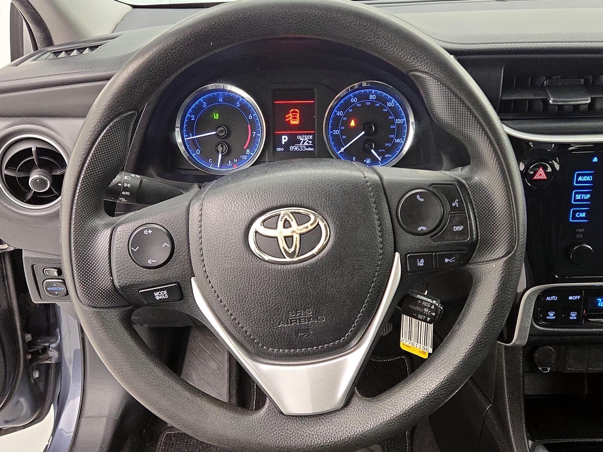 Thumbnail: 2017 Toyota Corolla - 10