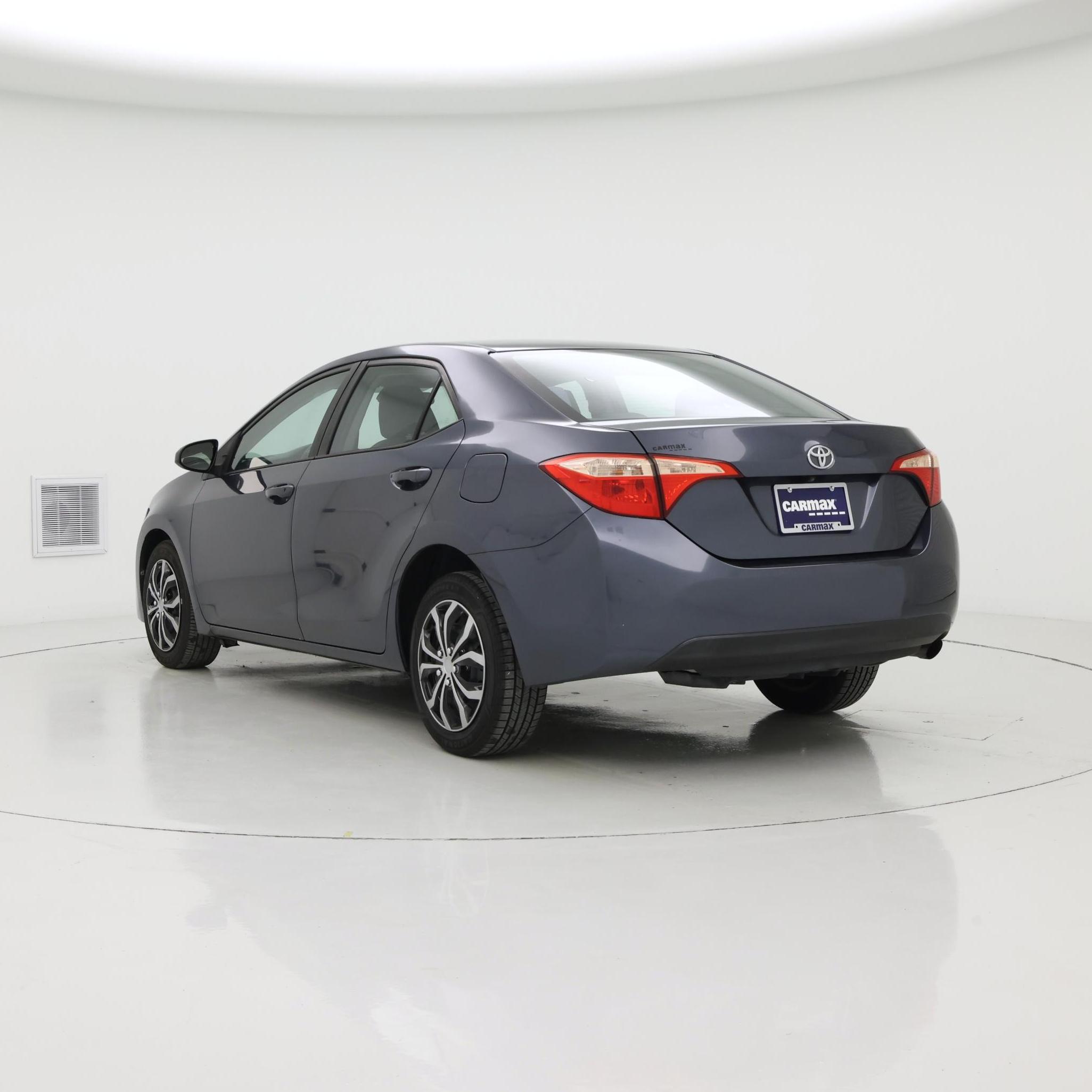 Thumbnail: 2017 Toyota Corolla - 2