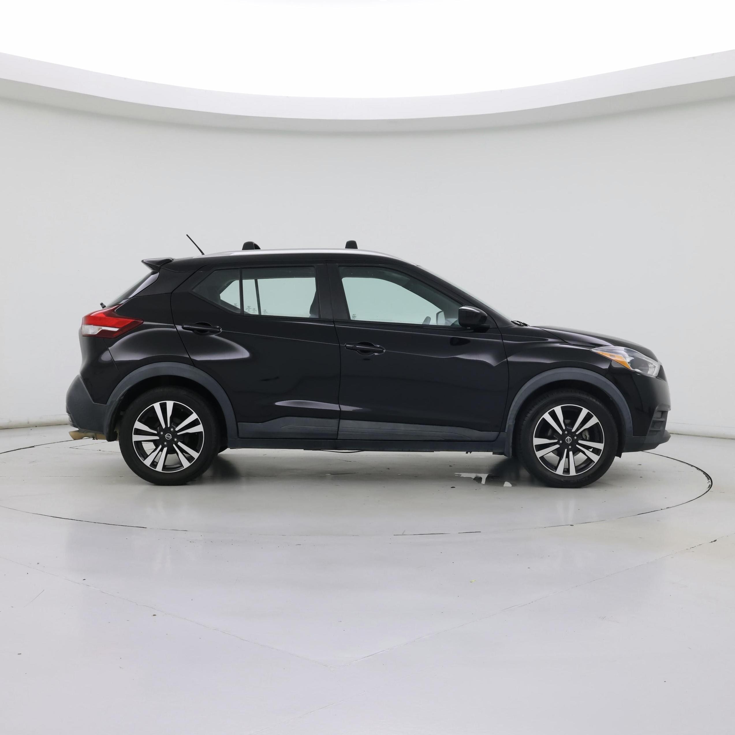 Thumbnail: 2019 Nissan Kicks - 7