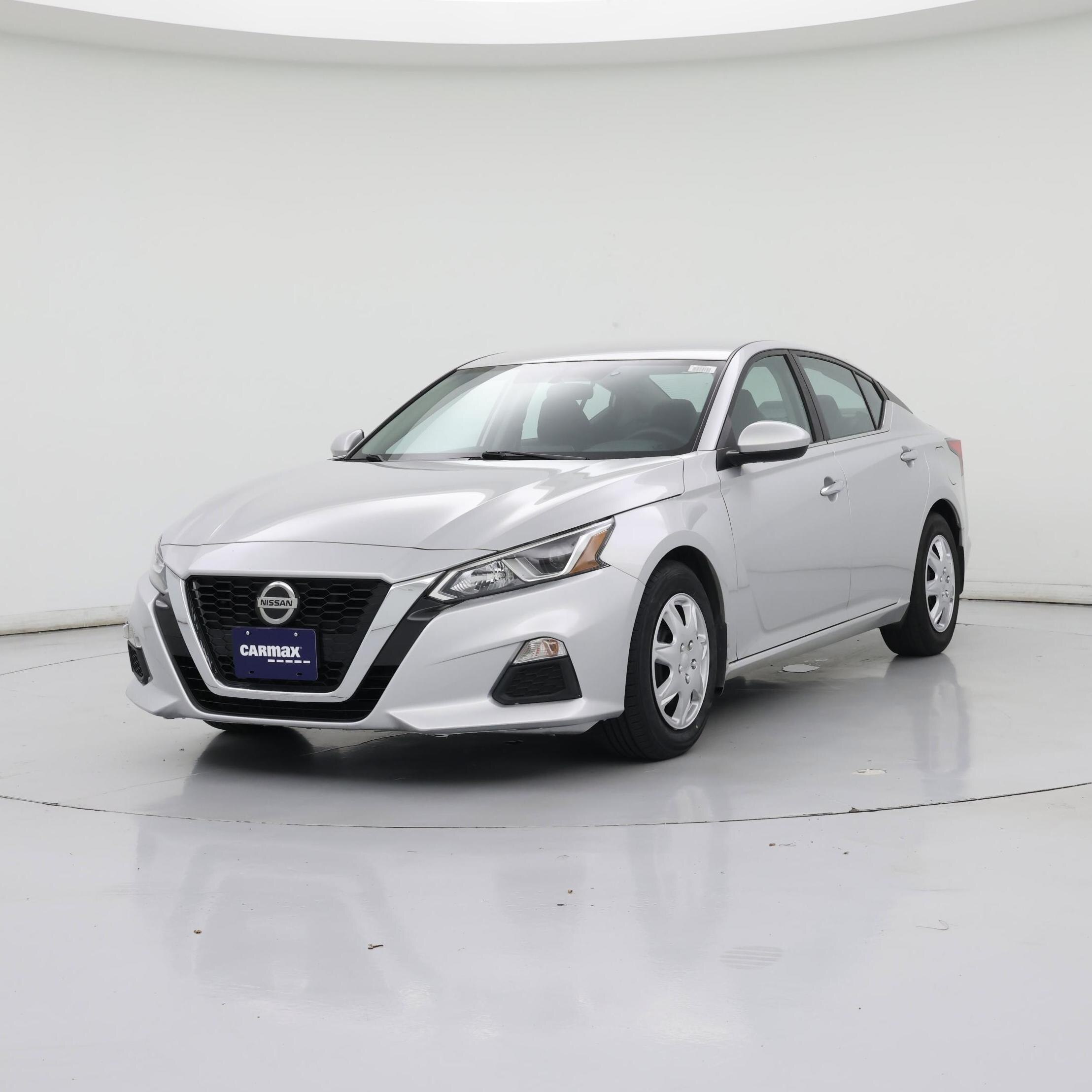 Thumbnail: 2020 Nissan Altima - 4