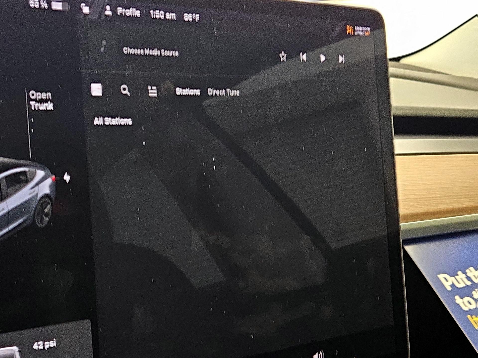 Thumbnail: 2021 Tesla Model 3 - 15