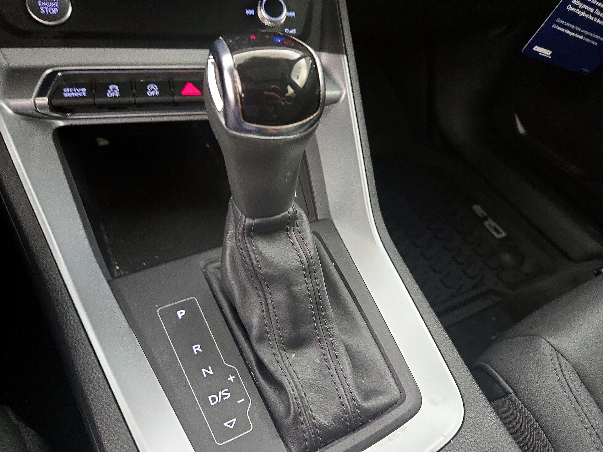 Thumbnail: 2020 Audi Q3 - 17