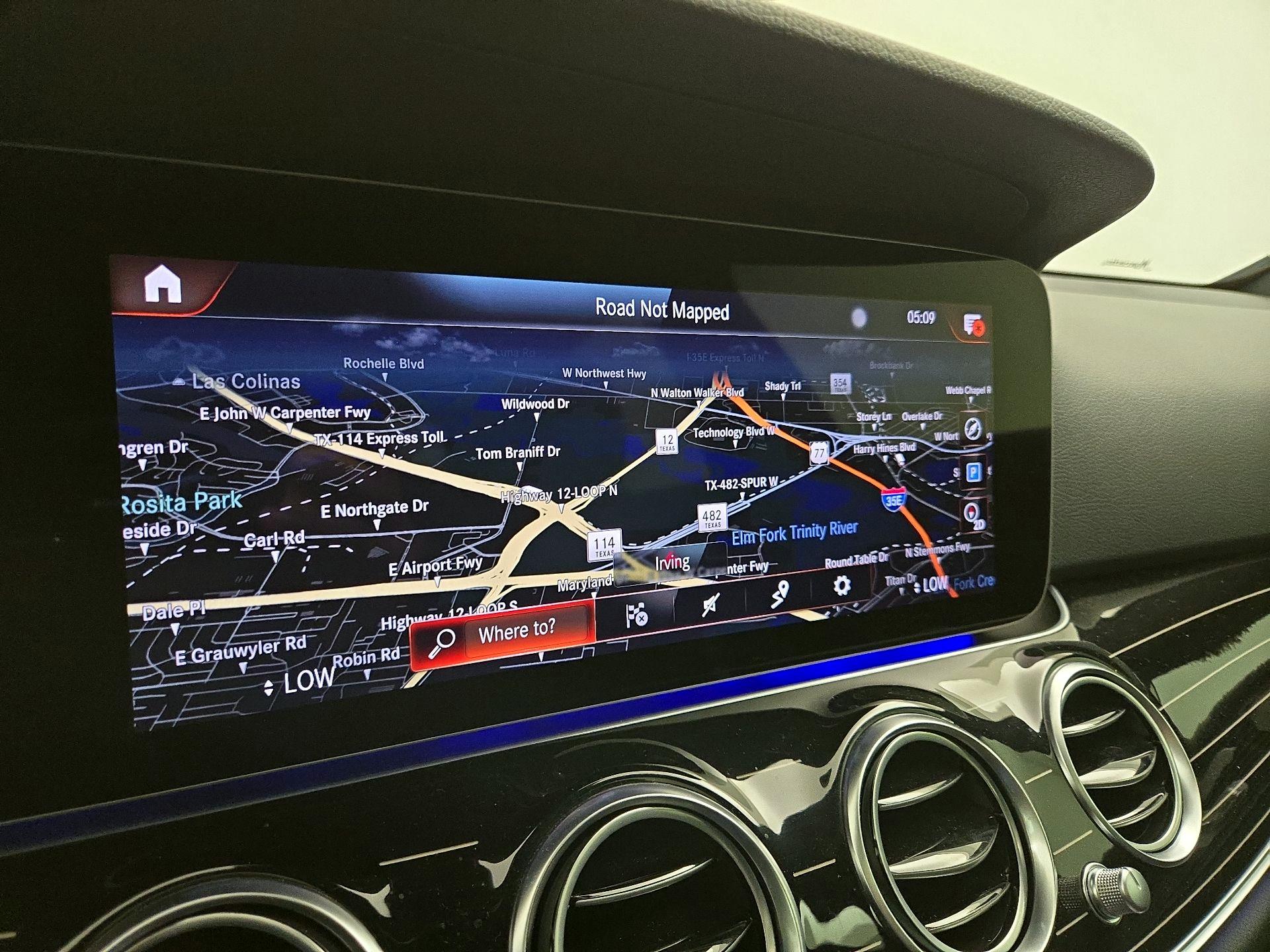 Thumbnail: 2022 Mercedes-Benz E-Class - 14
