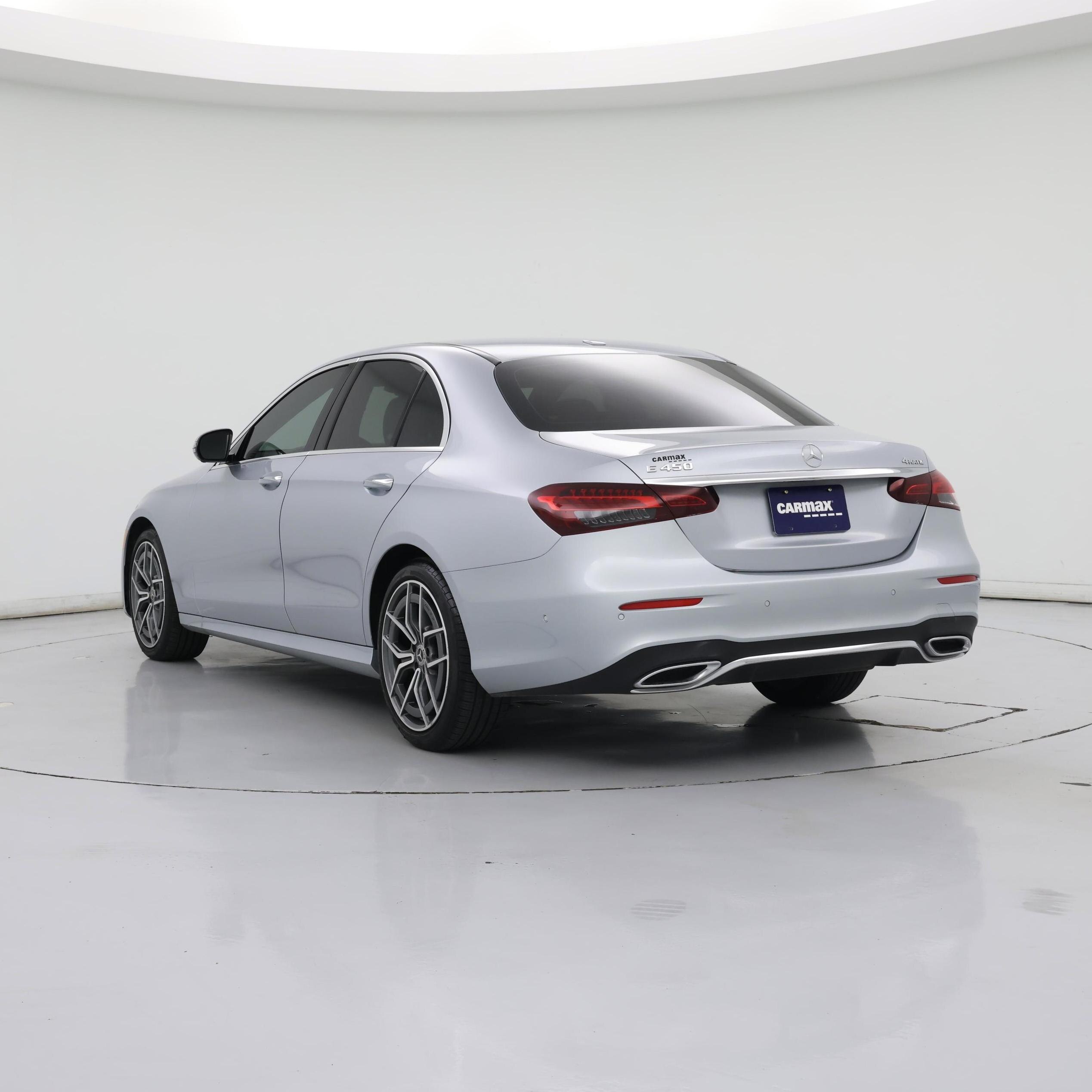 Thumbnail: 2022 Mercedes-Benz E-Class - 2