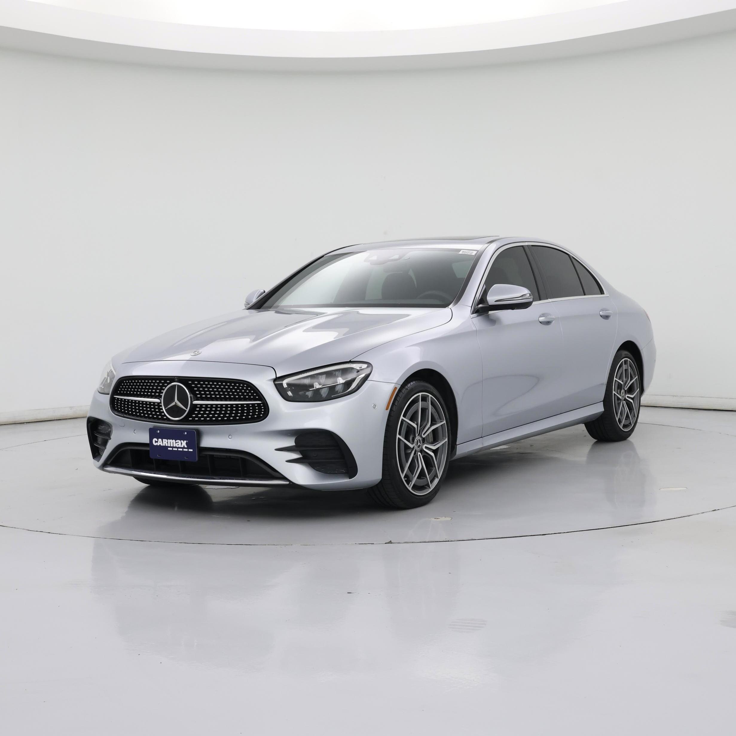 Thumbnail: 2022 Mercedes-Benz E-Class - 4