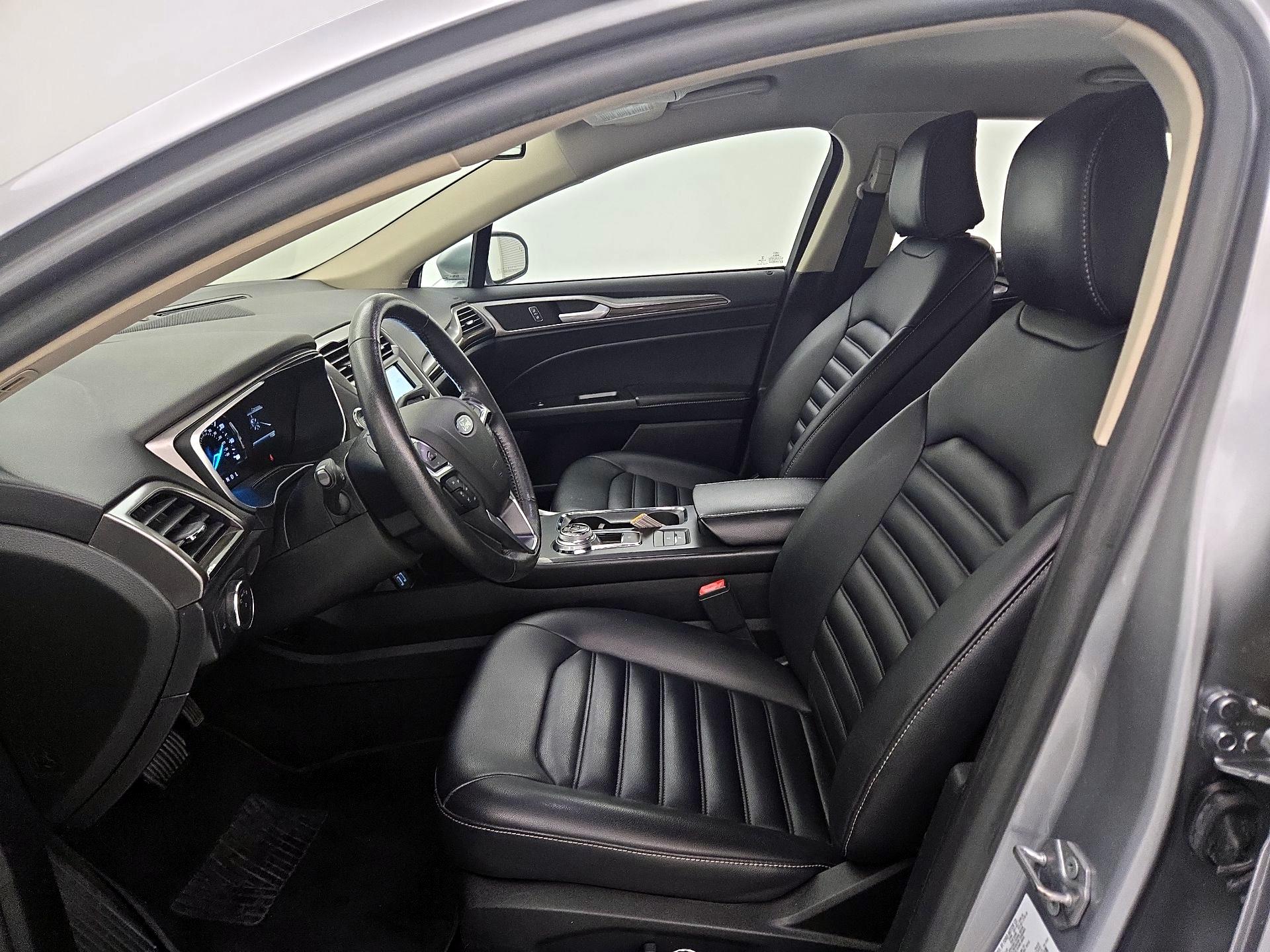 Thumbnail: 2020 Ford Fusion - 11