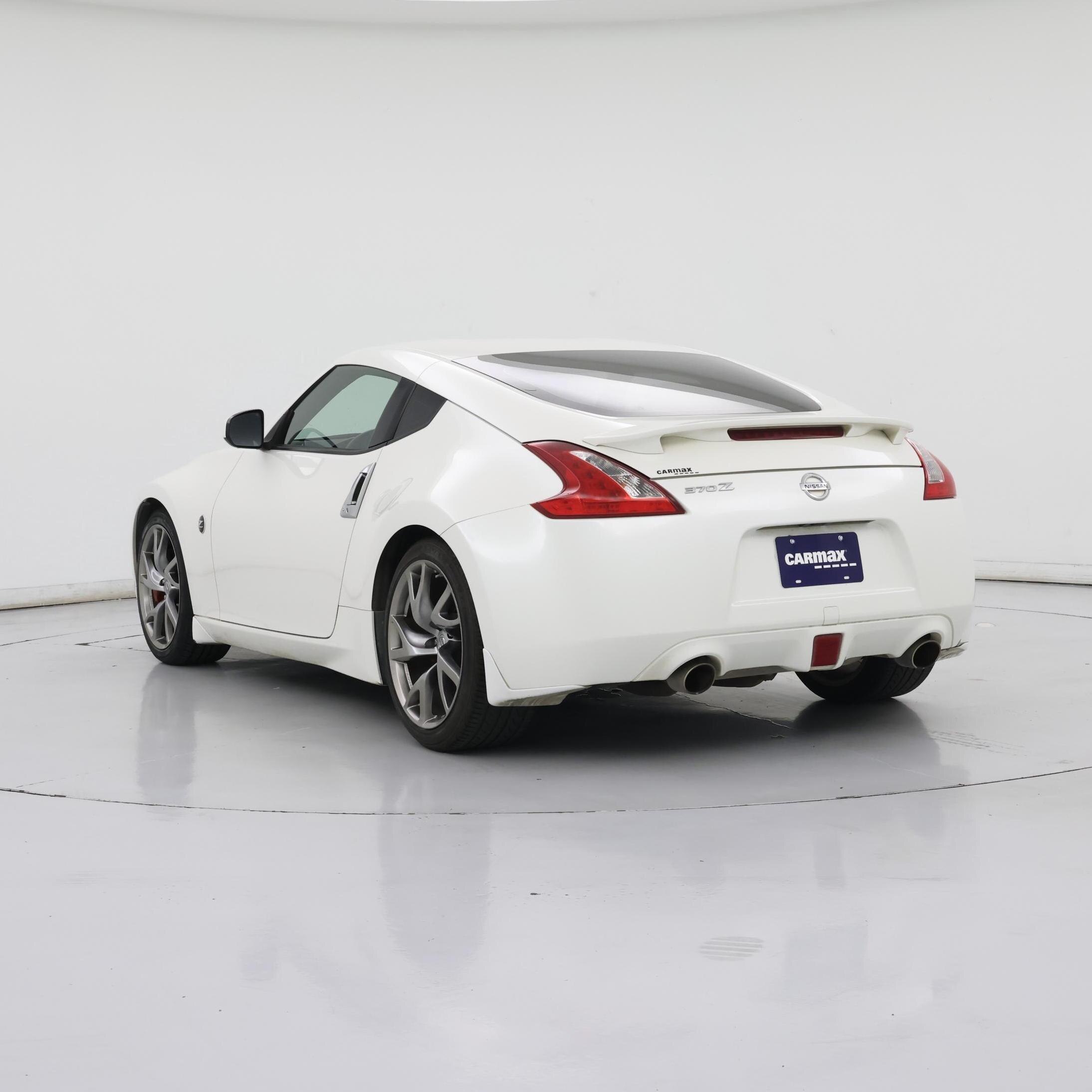 Thumbnail: 2015 Nissan Z - 2