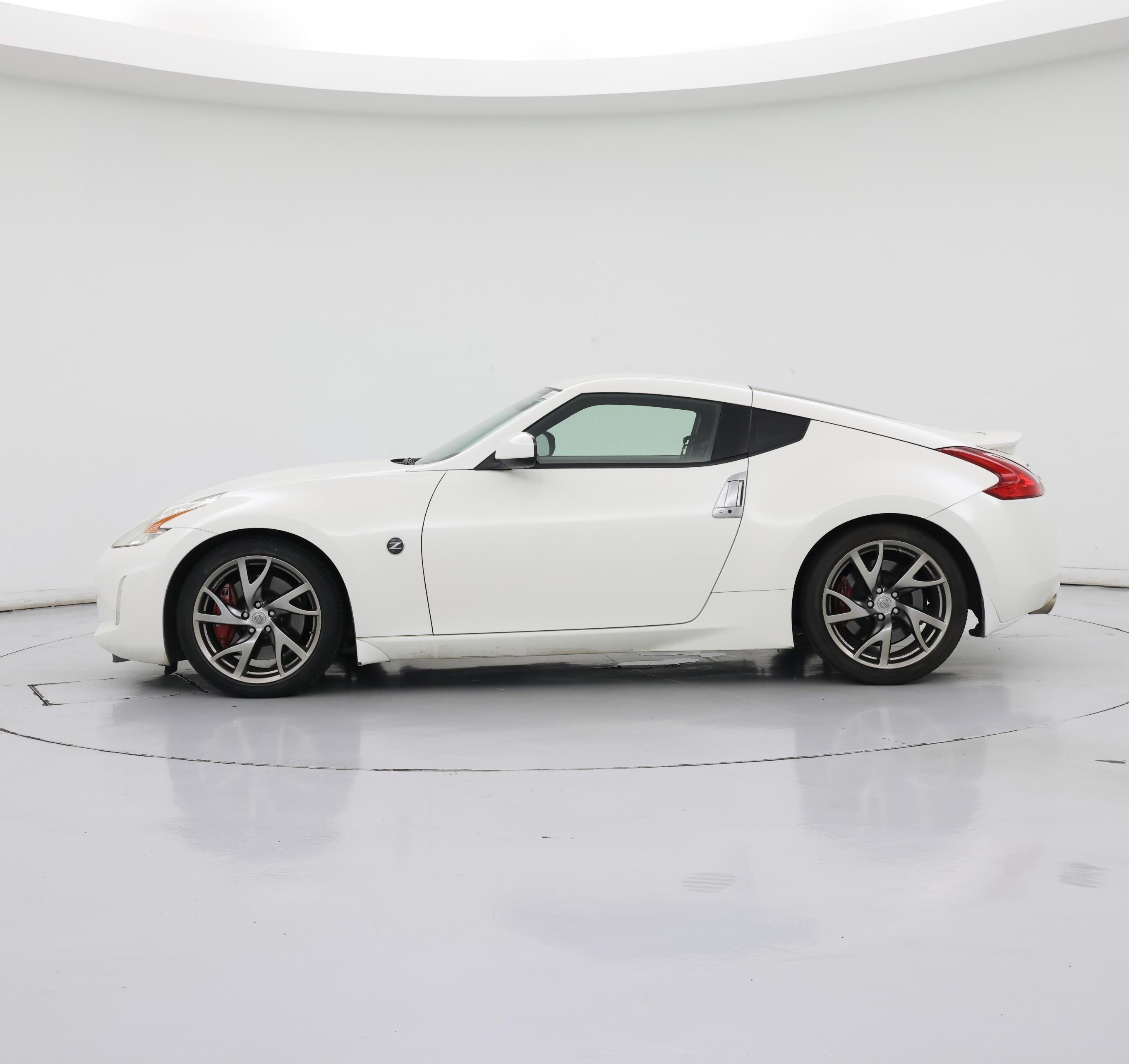 Thumbnail: 2015 Nissan Z - 3