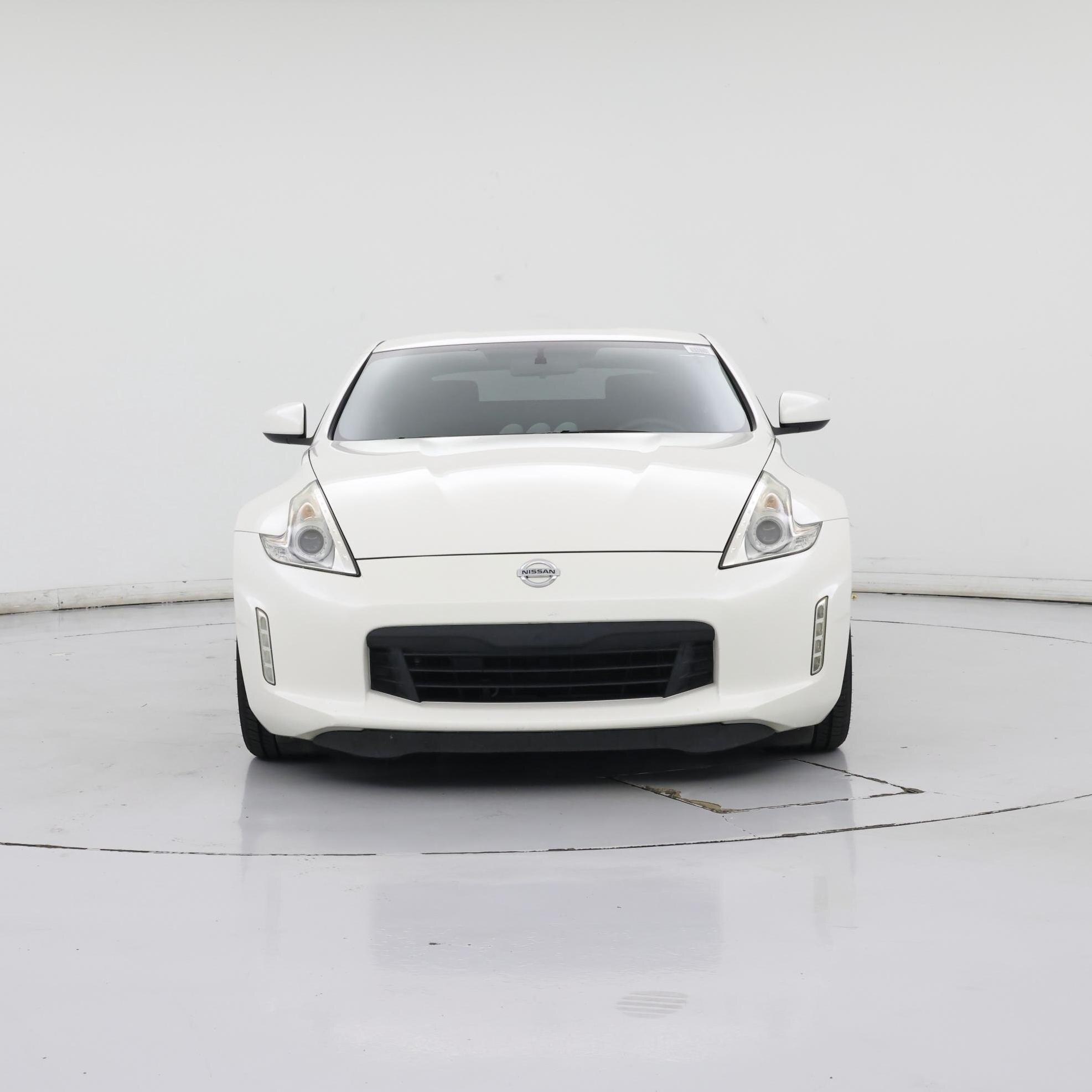 Thumbnail: 2015 Nissan Z - 5