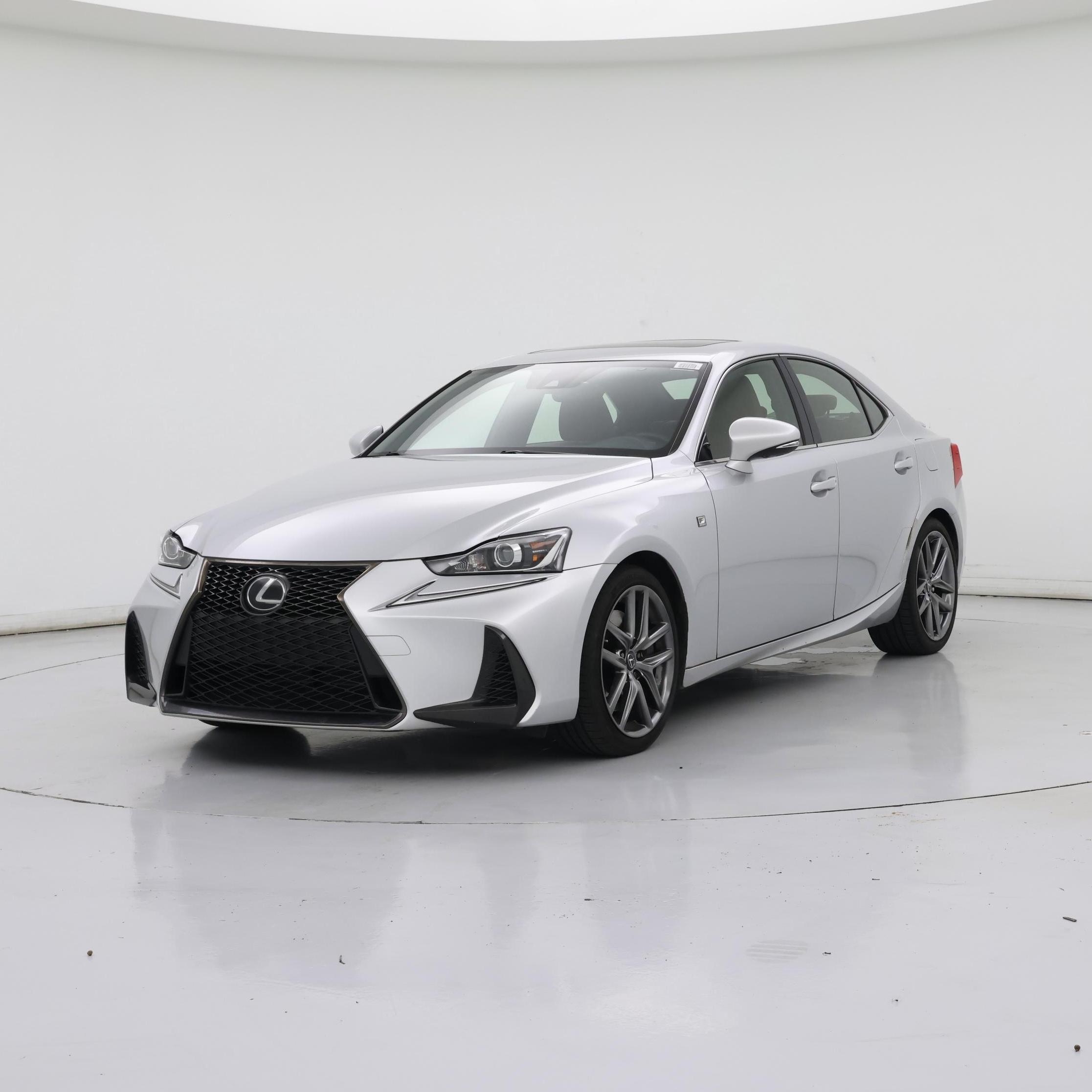 Thumbnail: 2017 Lexus IS - 4
