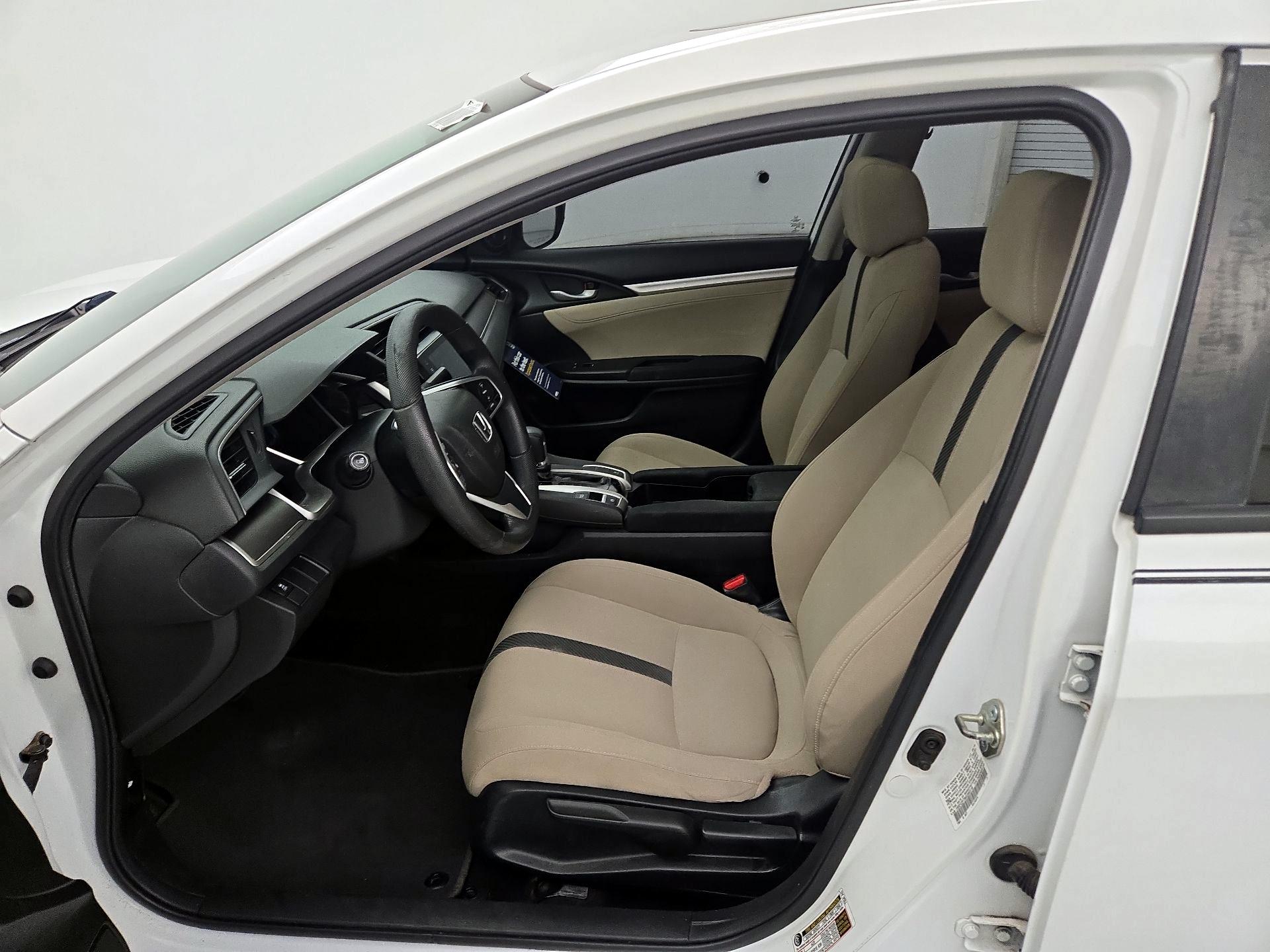 Thumbnail: 2016 Honda Civic - 11