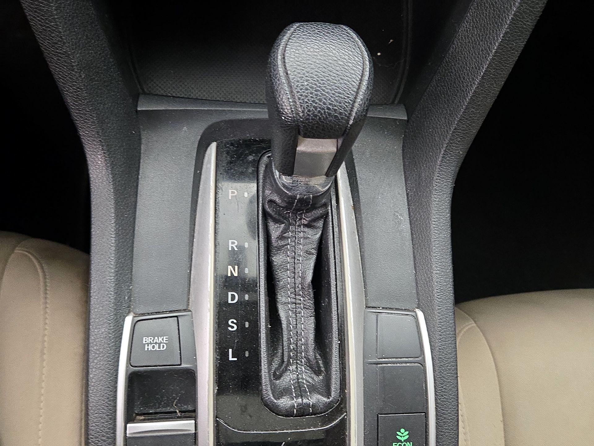 Thumbnail: 2016 Honda Civic - 17