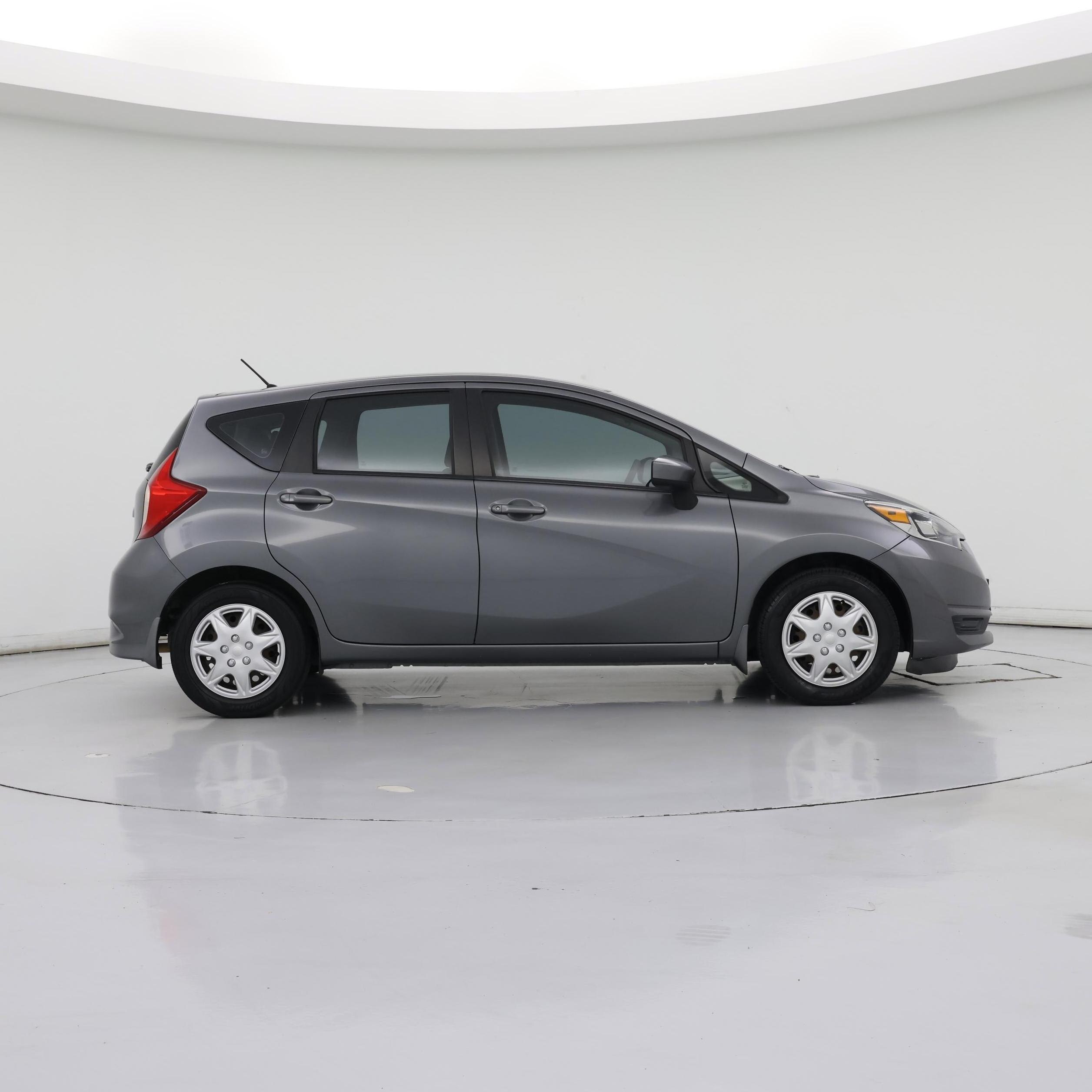 Thumbnail: 2018 Nissan Versa Note - 7