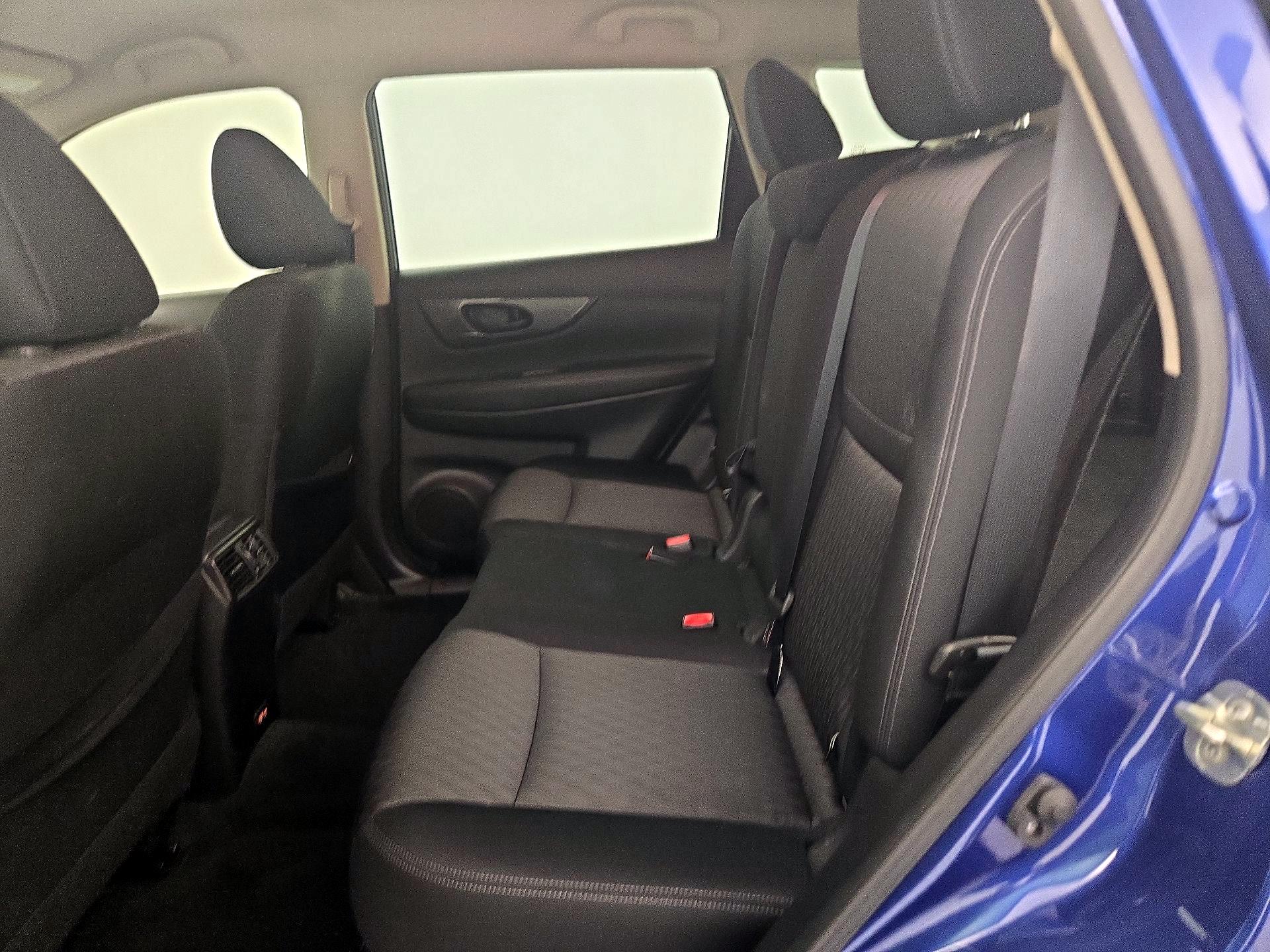 Thumbnail: 2020 Nissan Rogue - 19