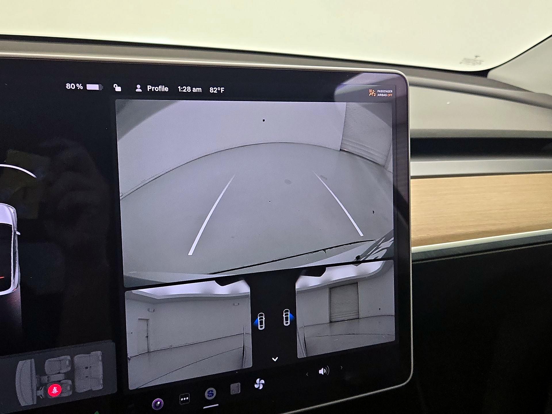 Thumbnail: 2022 Tesla Model Y - 14