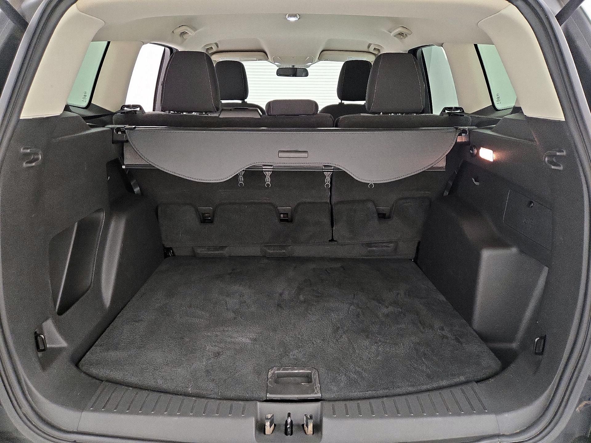 Thumbnail: 2019 Ford Escape - 20