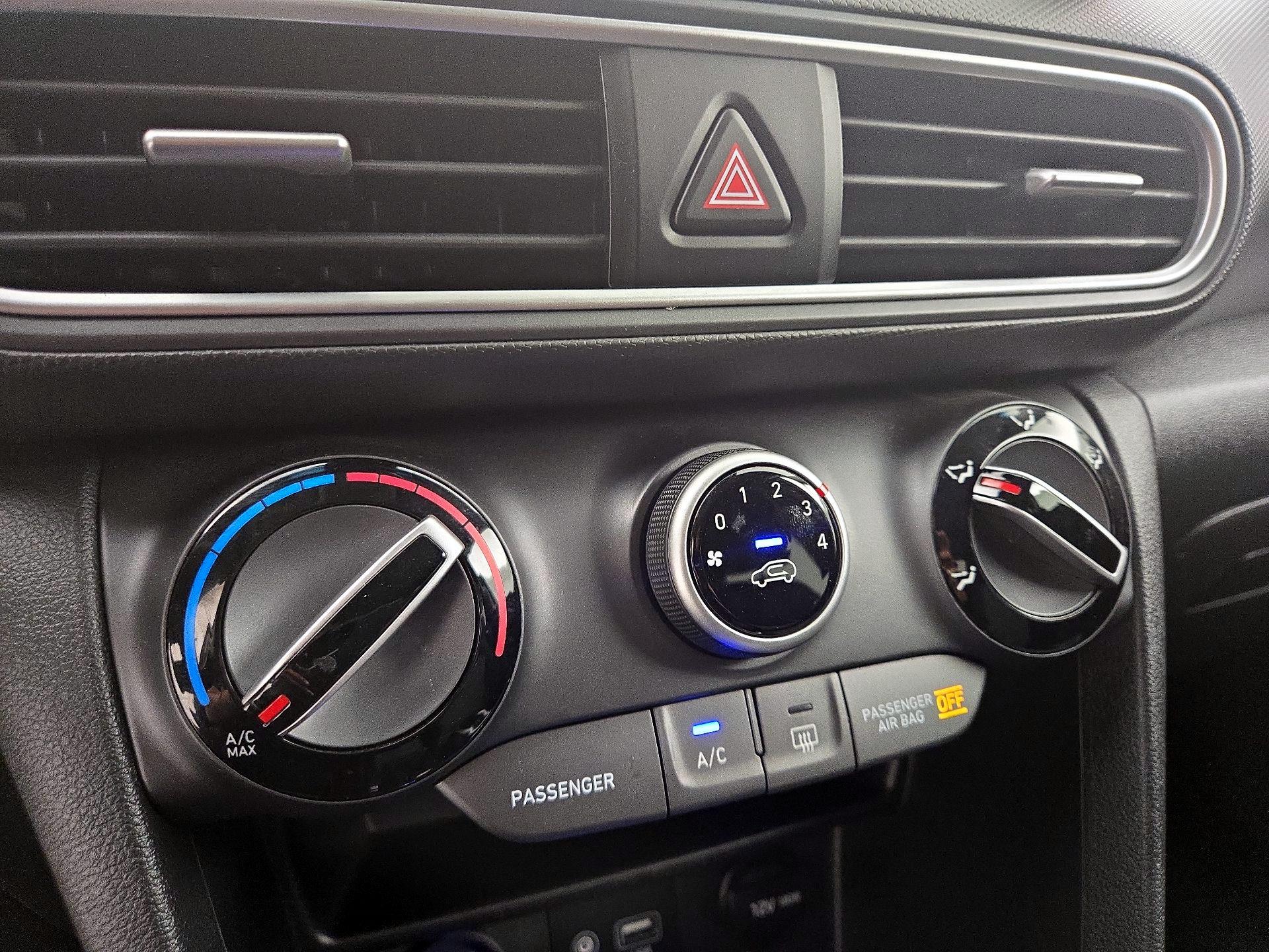 Thumbnail: 2019 Hyundai Kona - 16