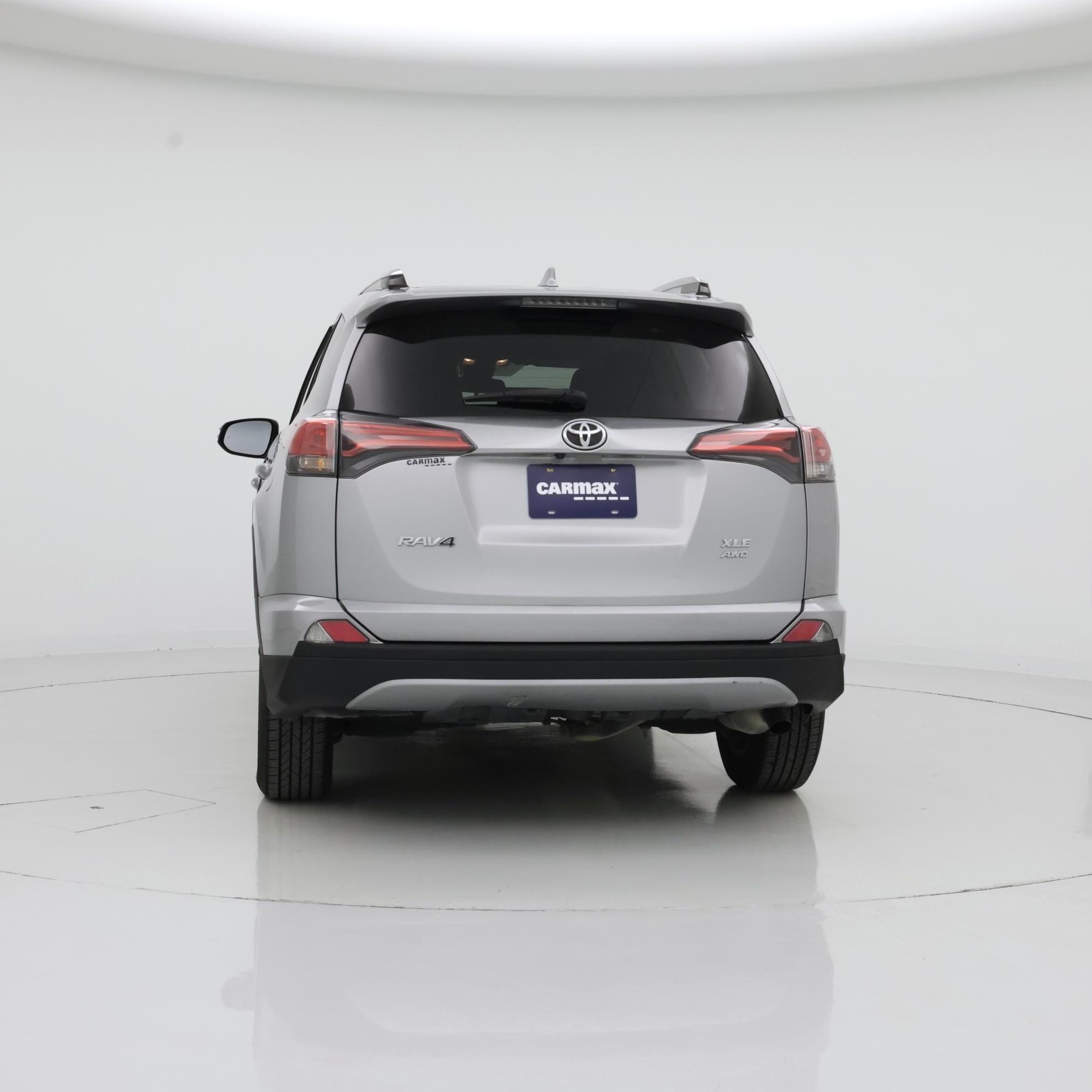 Thumbnail: 2018 Toyota RAV4 - 6