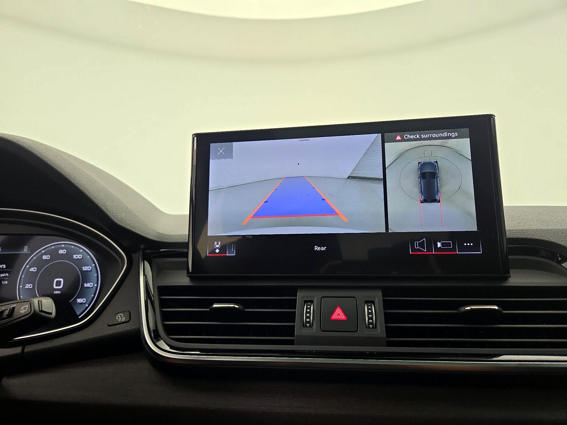 Thumbnail: 2021 Audi Q5 - 14