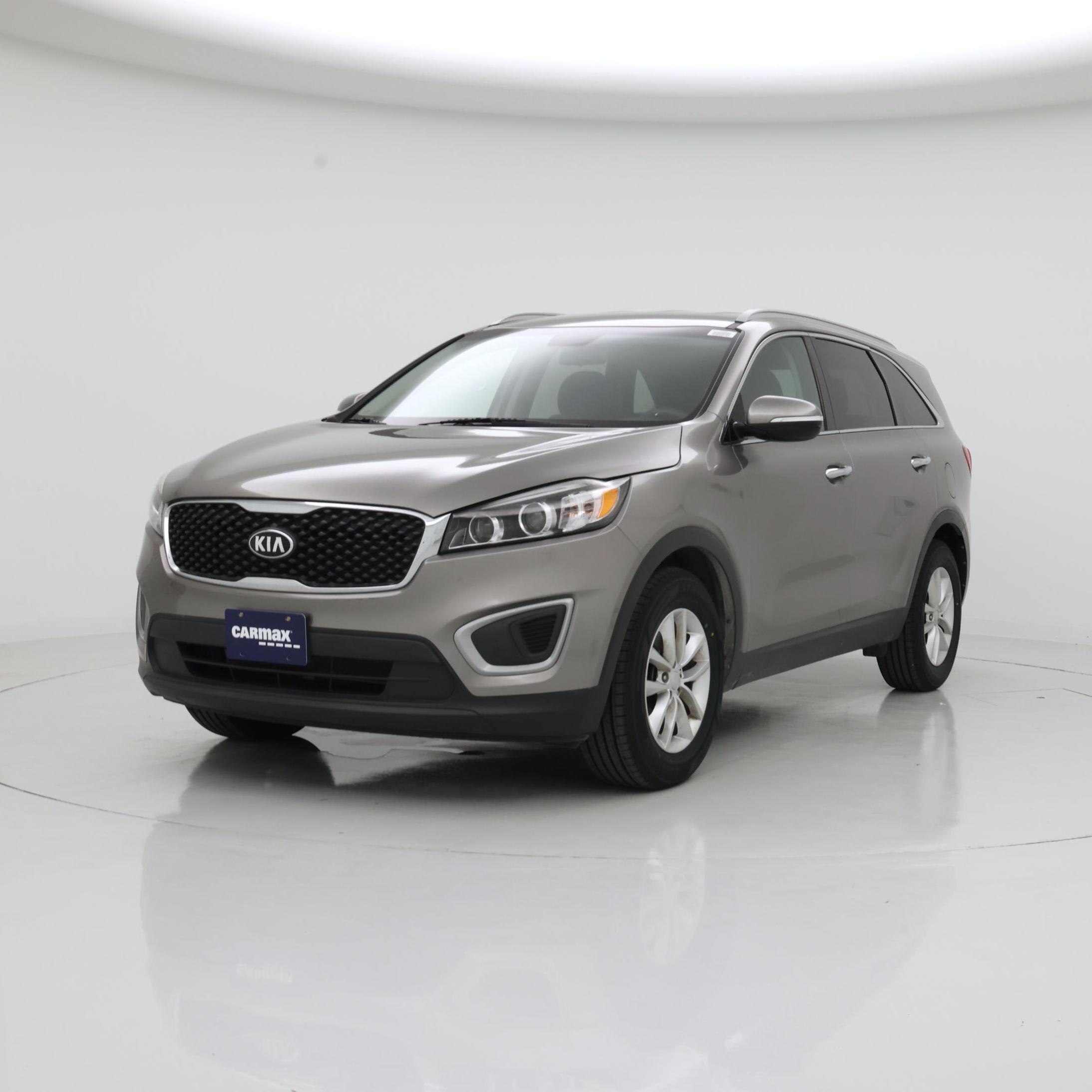 Thumbnail: 2018 Kia Sorento - 4