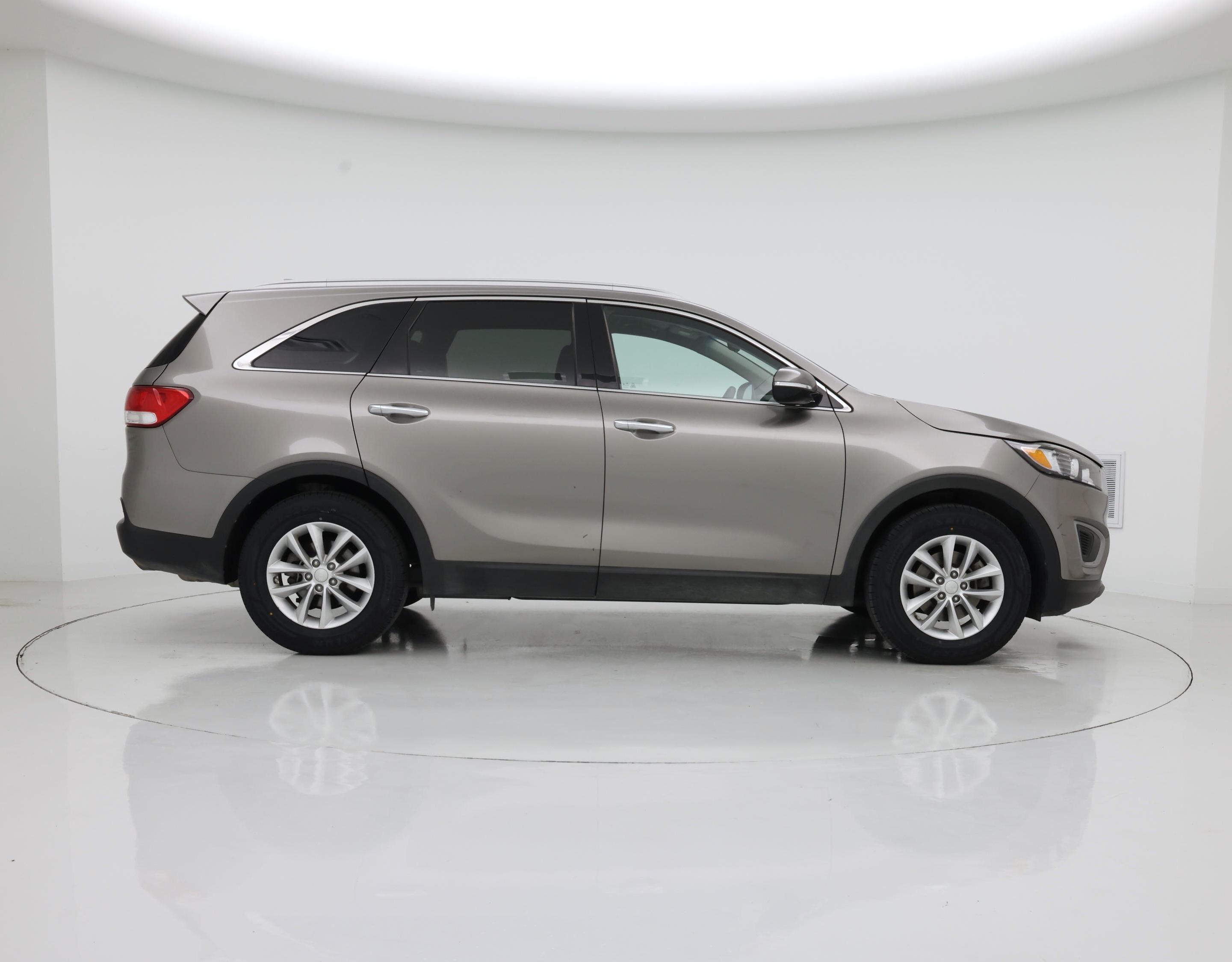 Thumbnail: 2018 Kia Sorento - 7