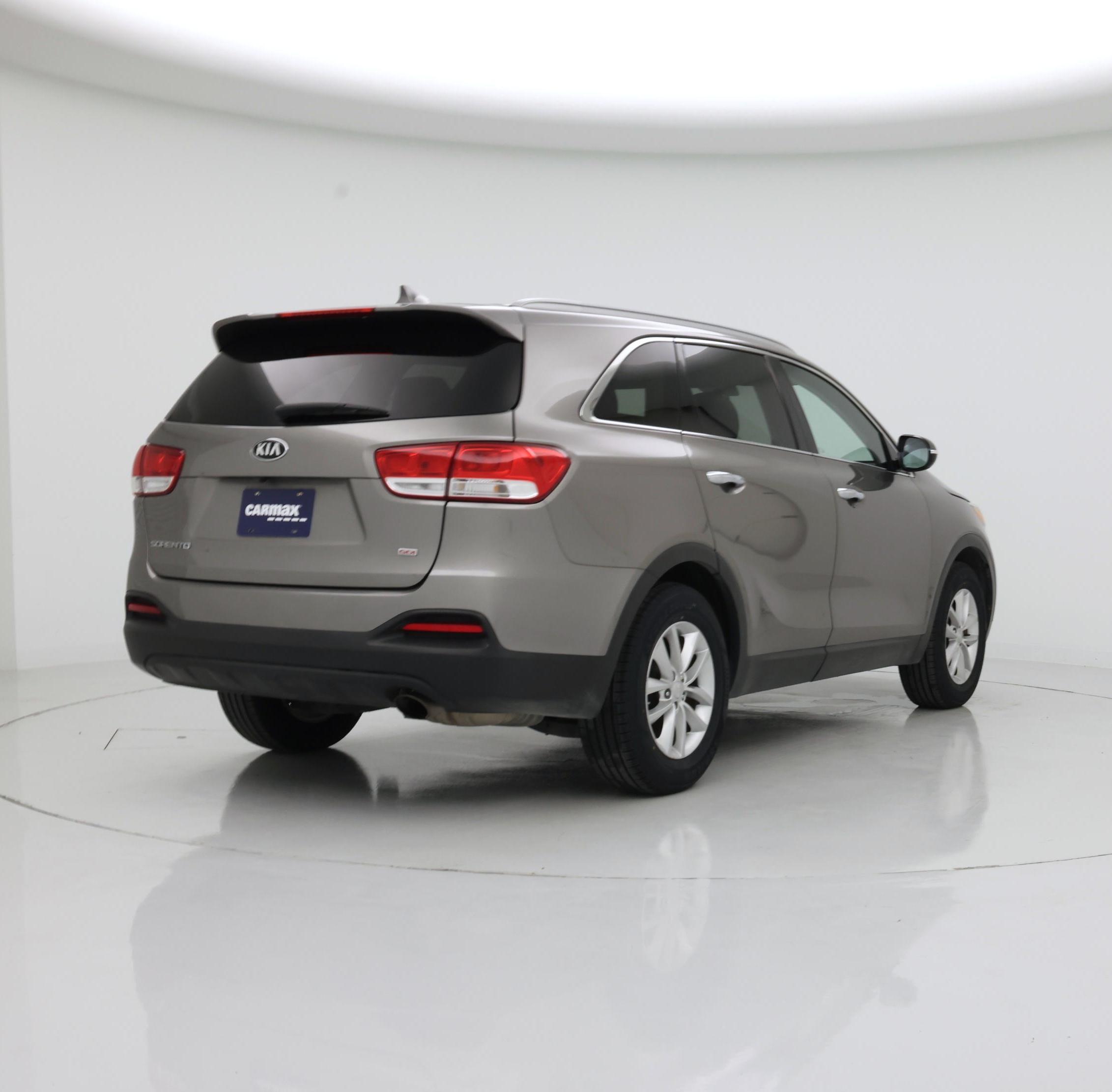 Thumbnail: 2018 Kia Sorento - 8