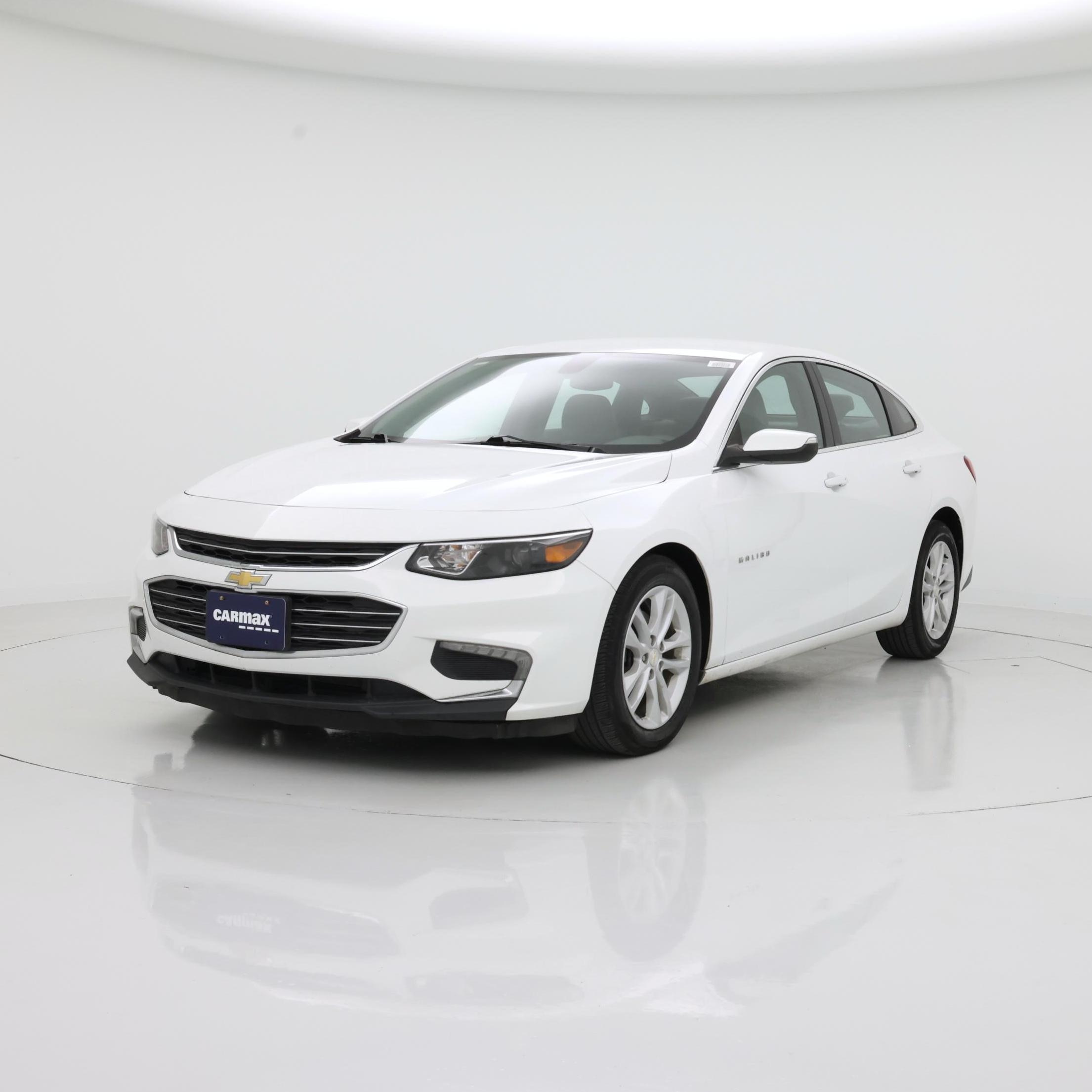 Thumbnail: 2016 Chevrolet Malibu - 4