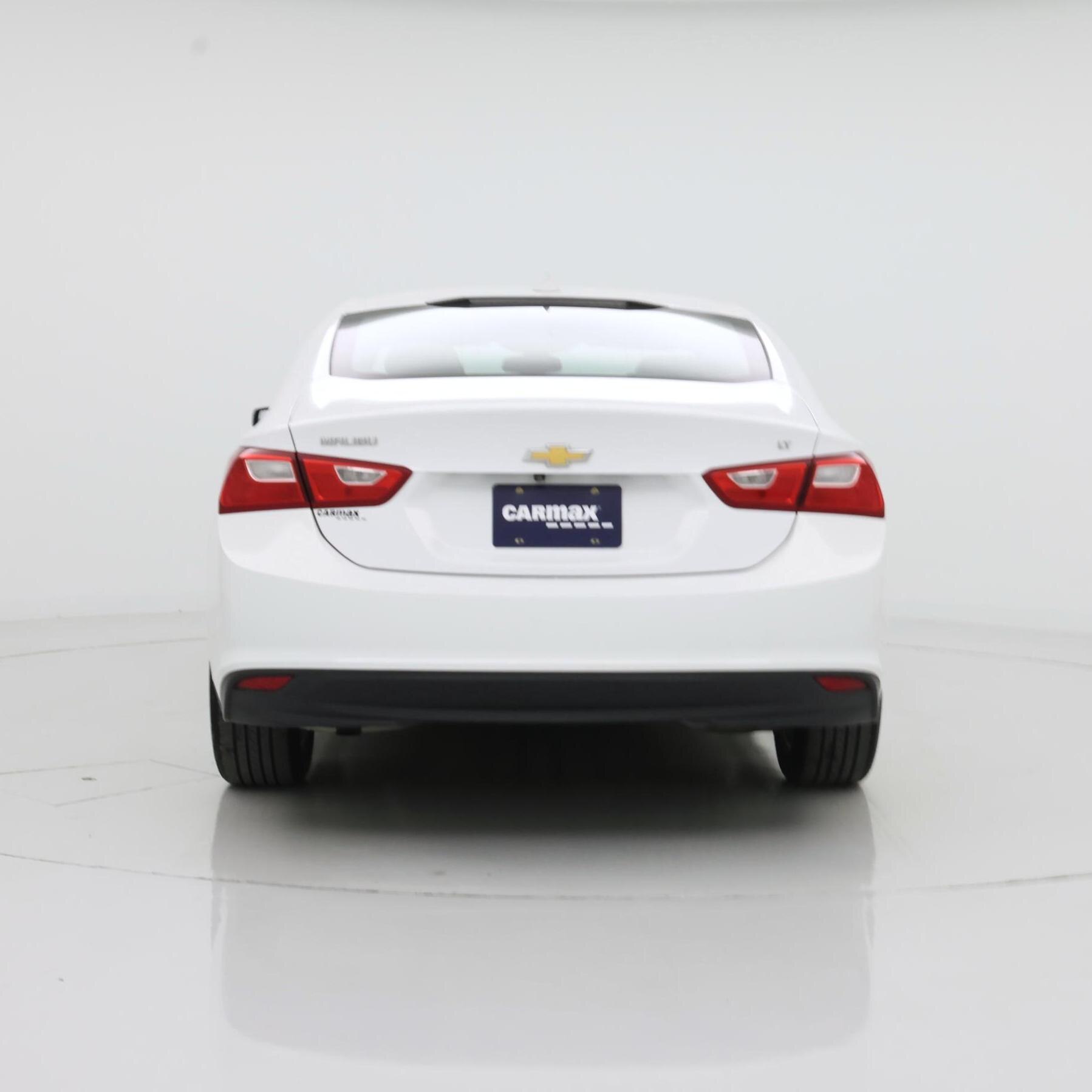 Thumbnail: 2016 Chevrolet Malibu - 6