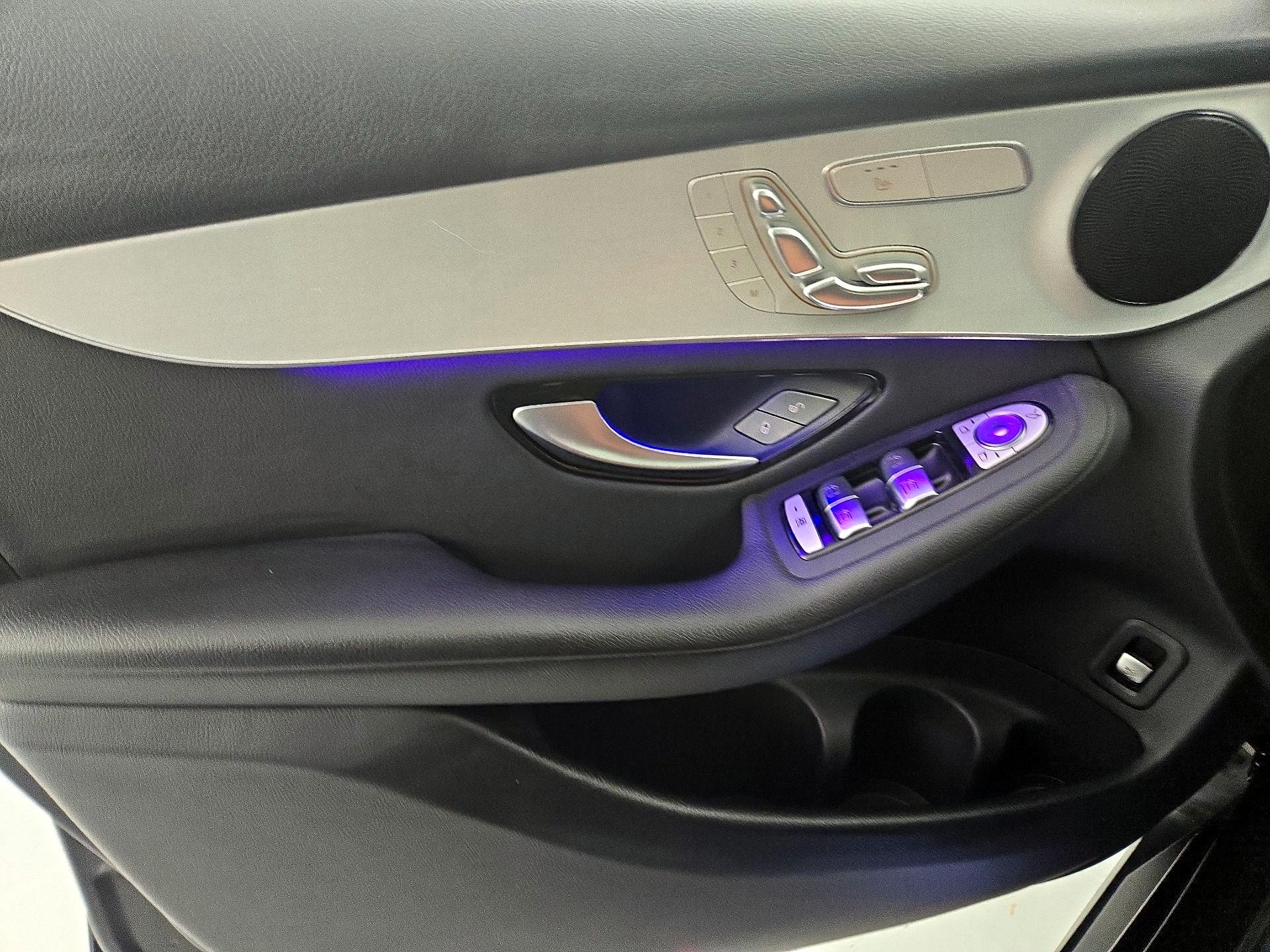 Thumbnail: 2021 Mercedes-Benz GLC - 12