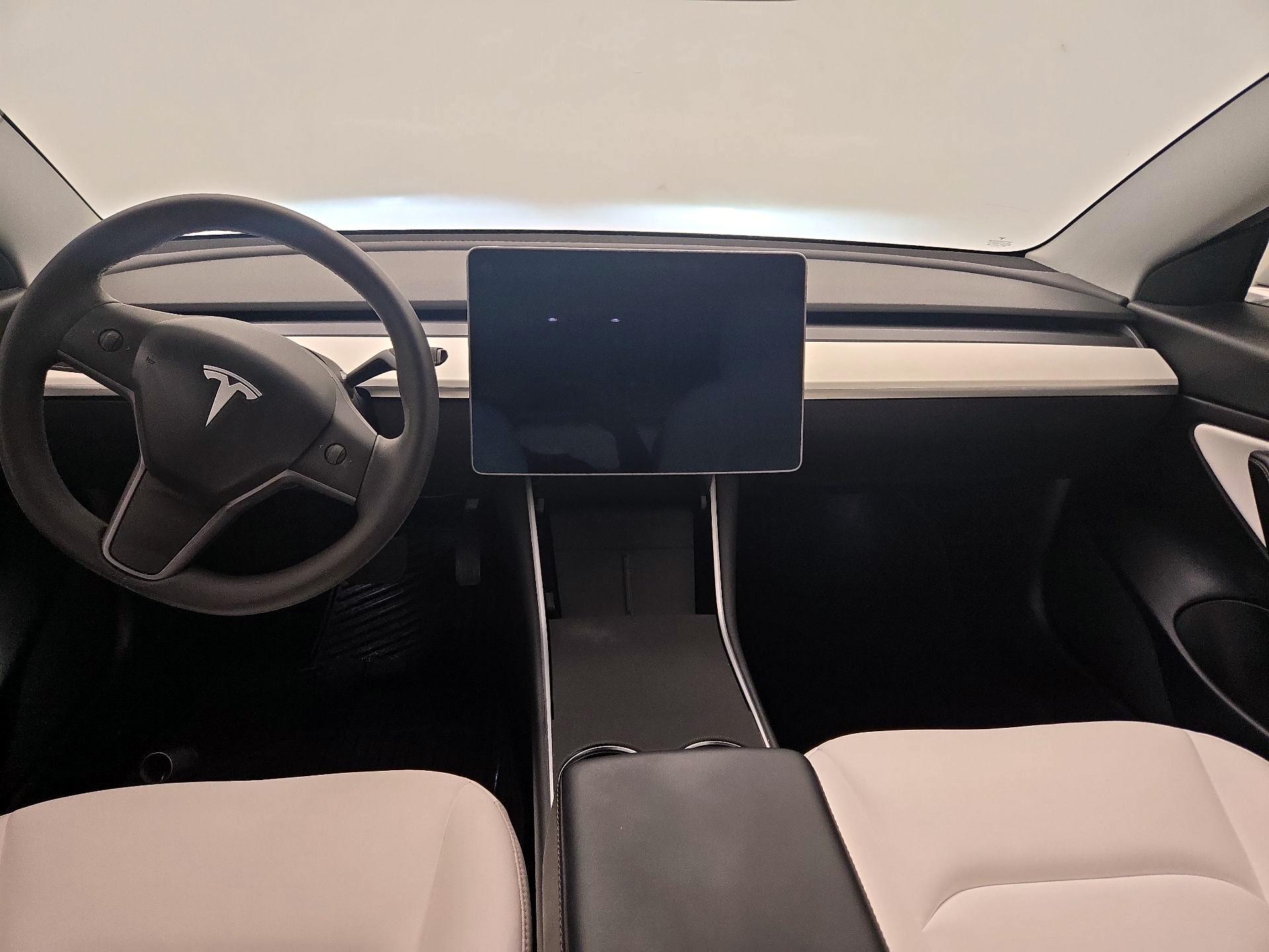 Thumbnail: 2020 Tesla Model 3 - 9