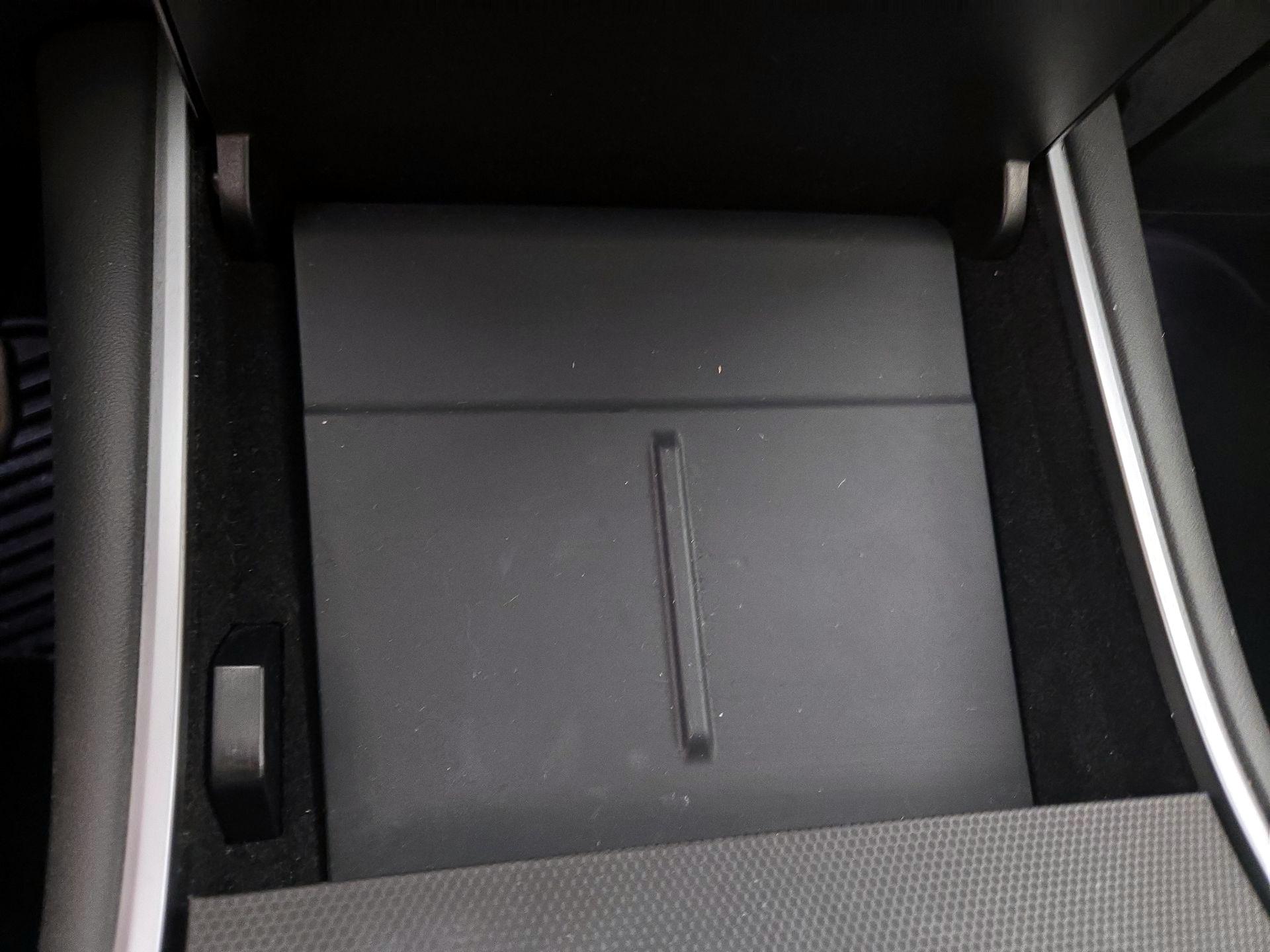 Thumbnail: 2020 Tesla Model 3 - 18