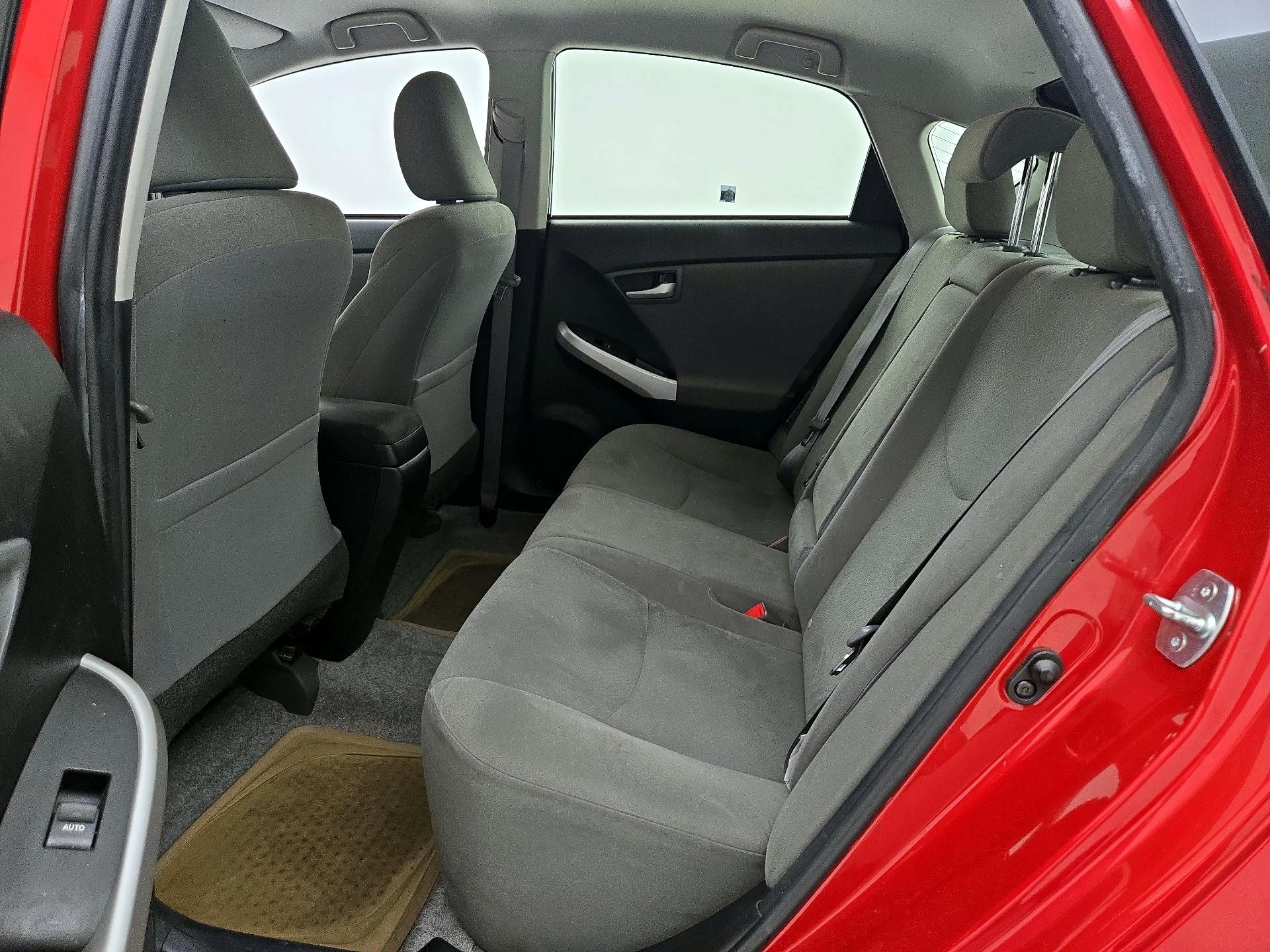 Thumbnail: 2014 Toyota Prius - 18