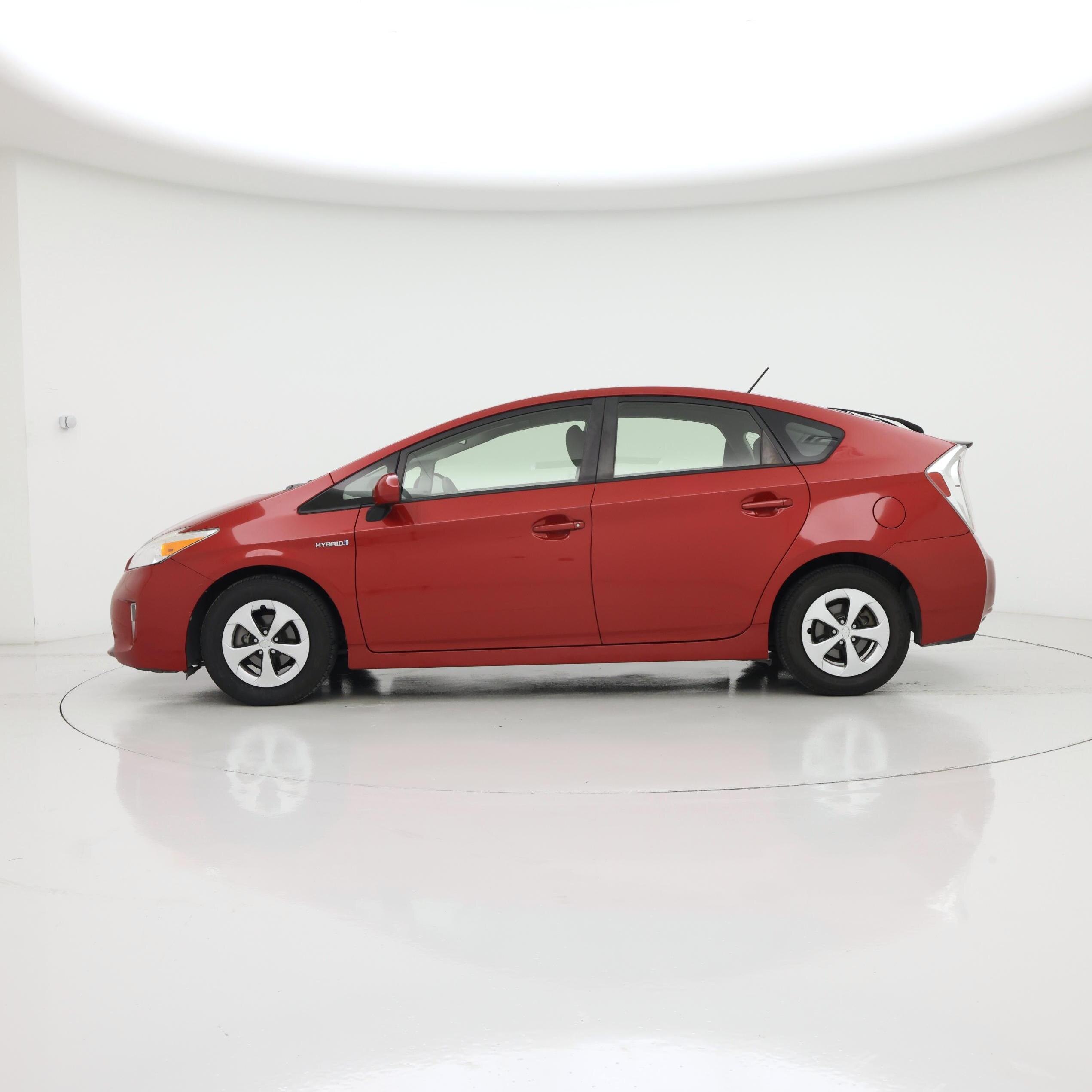 Thumbnail: 2014 Toyota Prius - 3