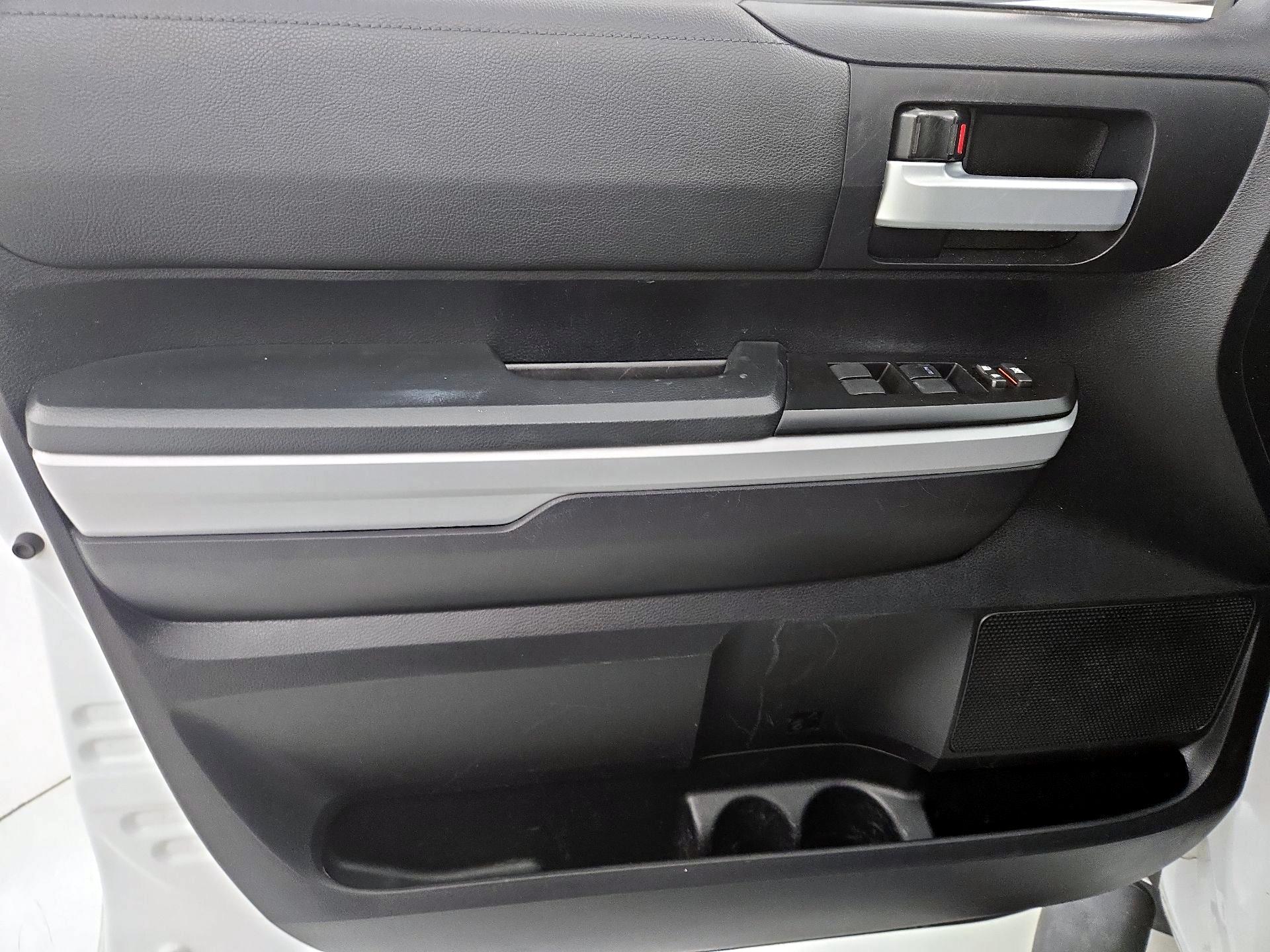 Thumbnail: 2020 Toyota Tundra - 12