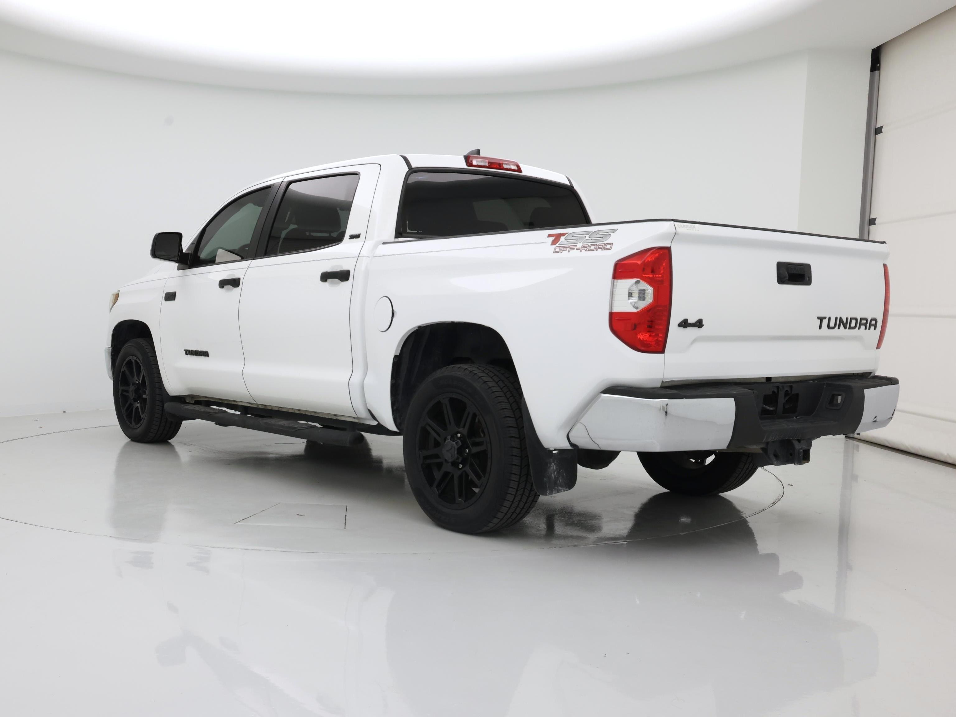 Thumbnail: 2020 Toyota Tundra - 2
